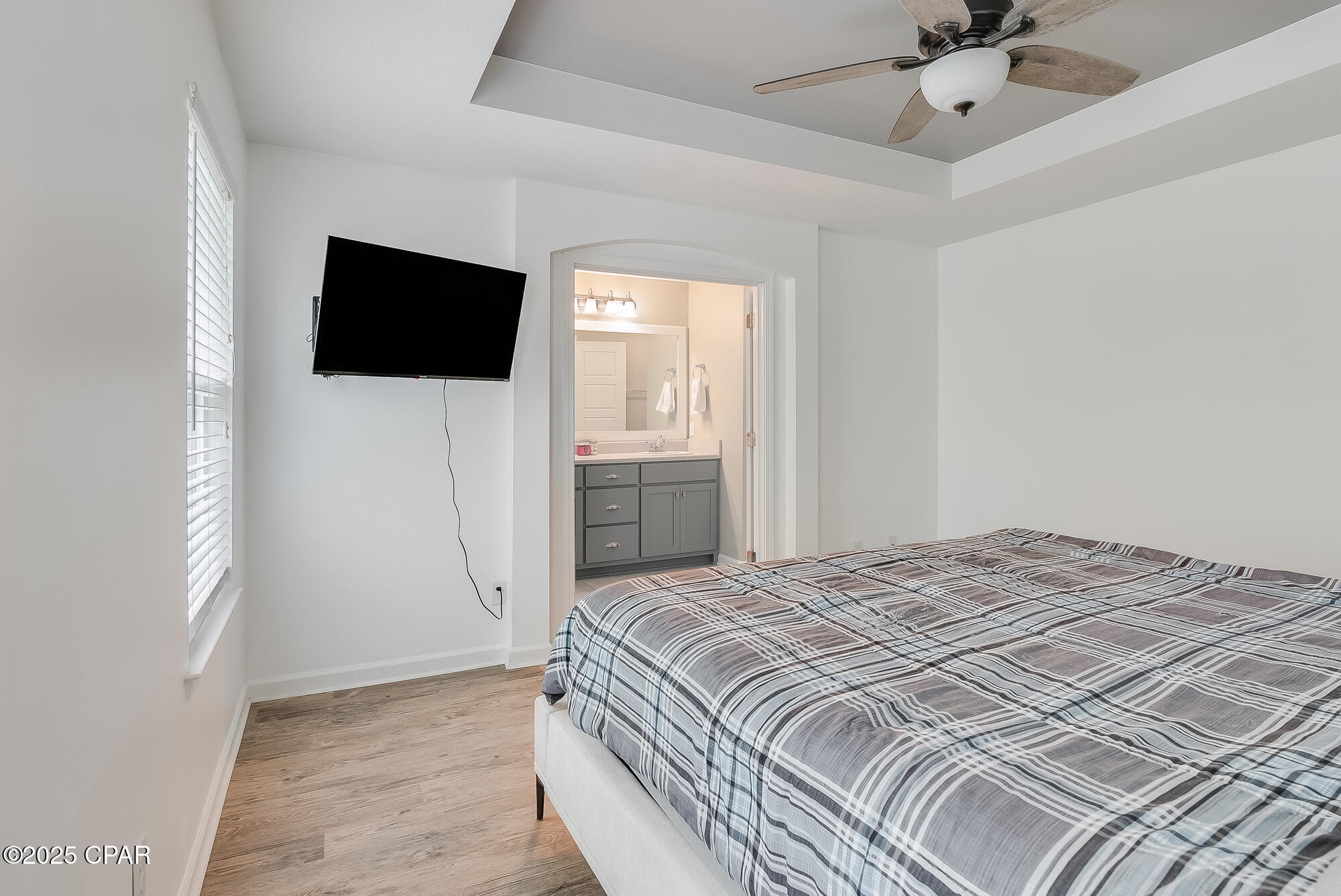 7228 Quail Hollow Drive