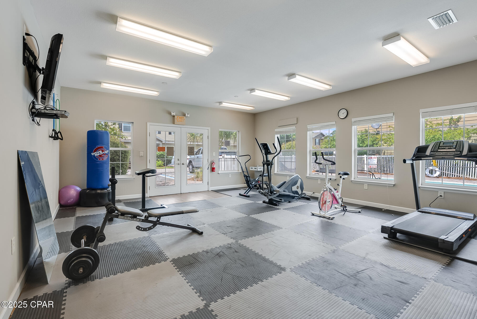 7228 Quail Hollow Drive