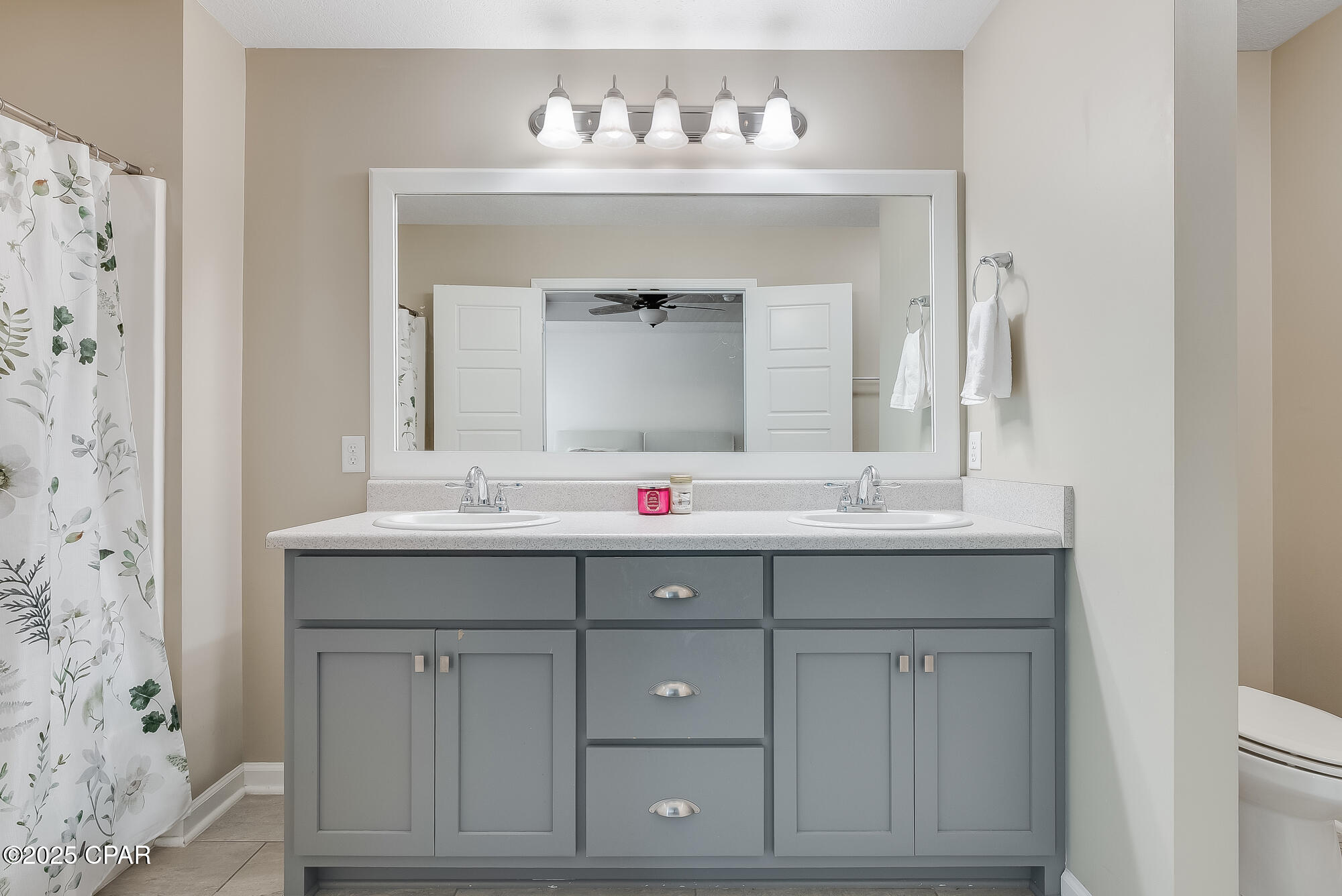 7228 Quail Hollow Drive