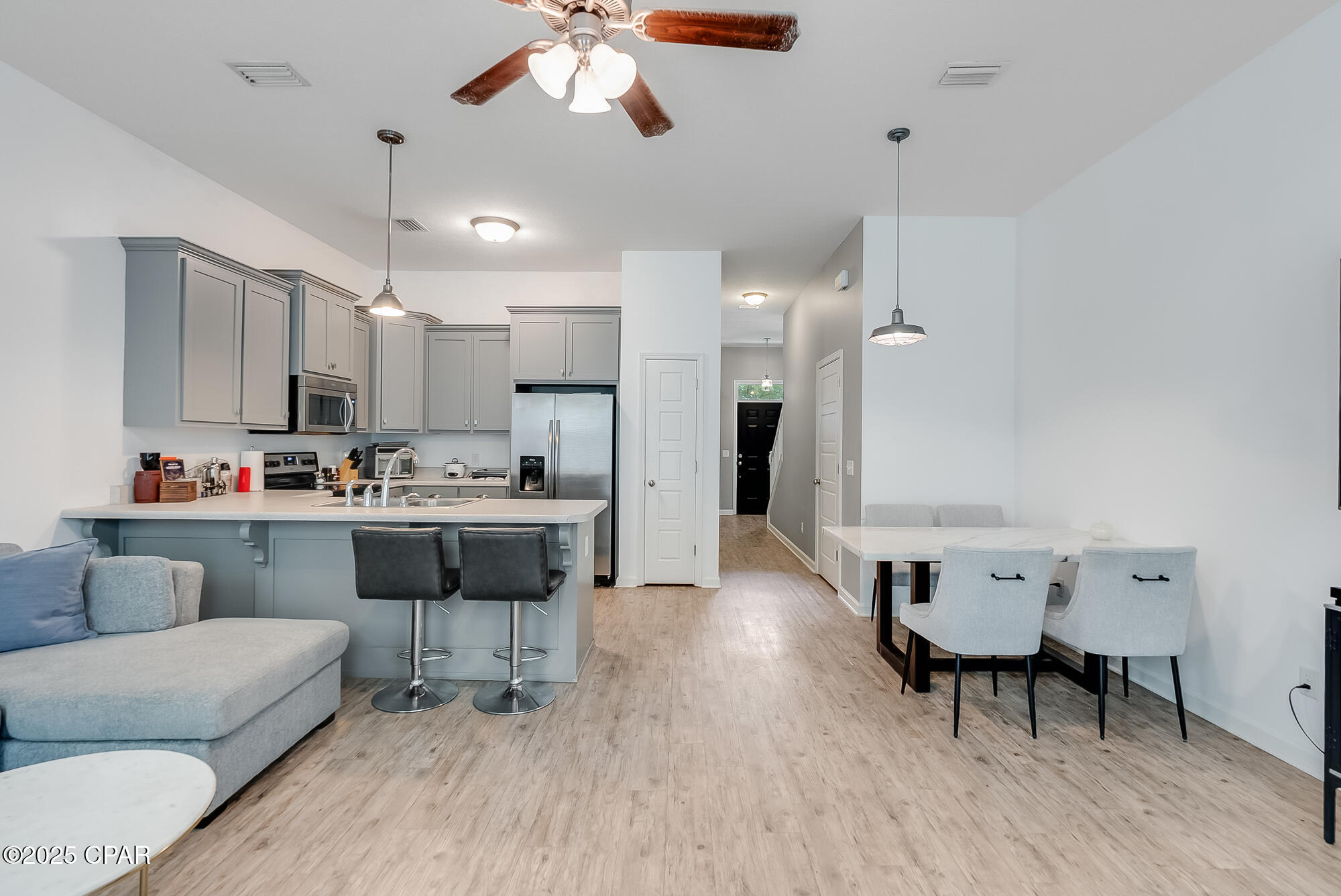 7228 Quail Hollow Drive