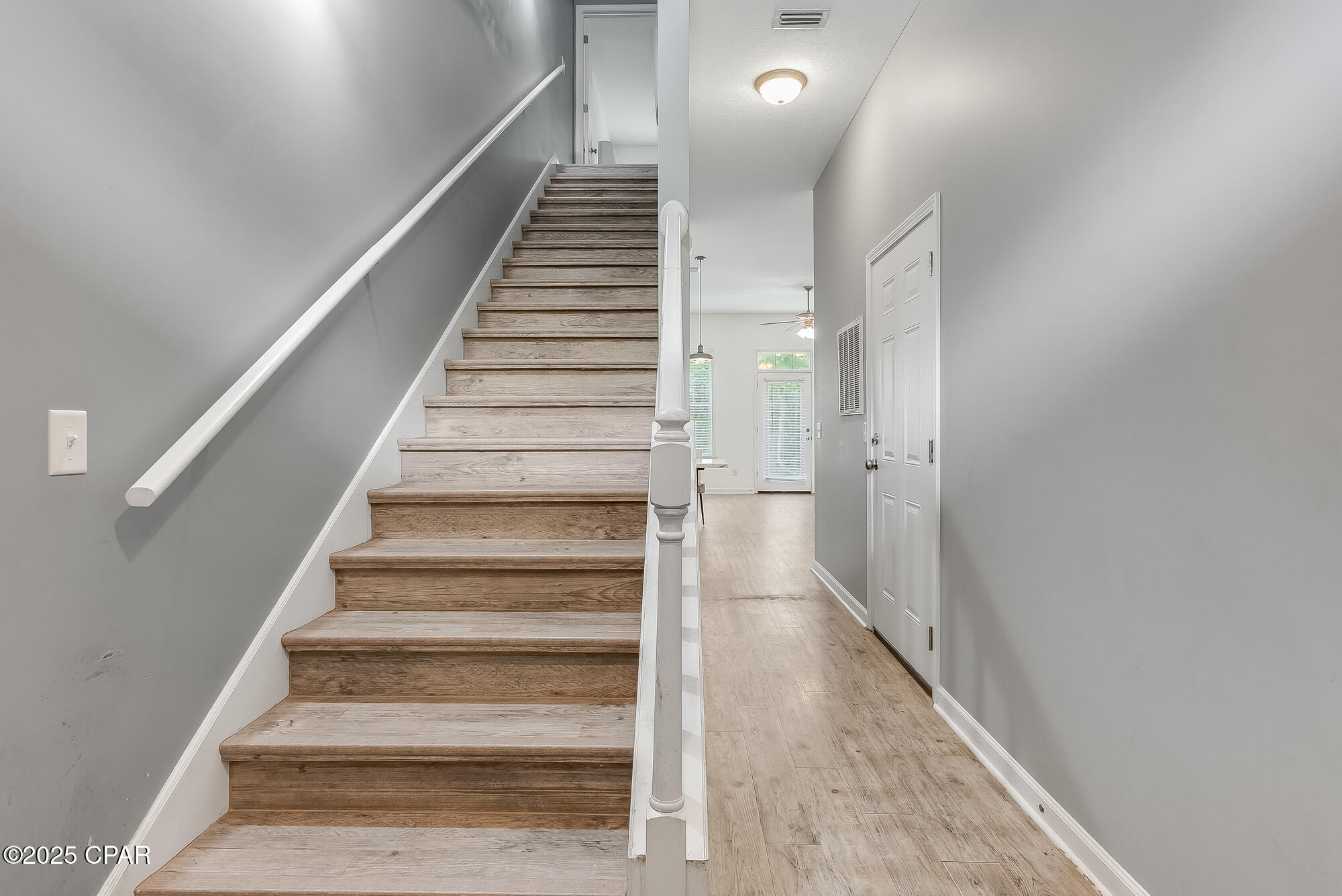 7228 Quail Hollow Drive