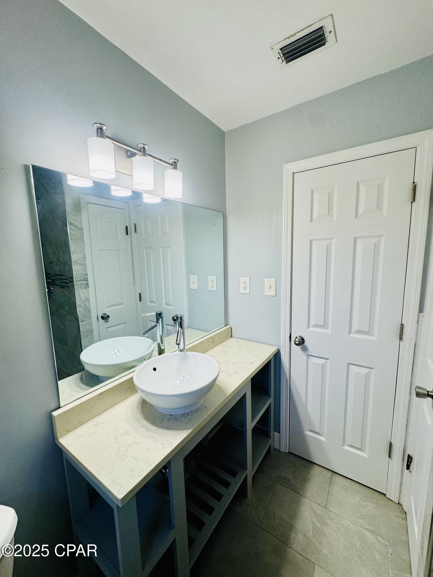 1606 Fairland Avenue