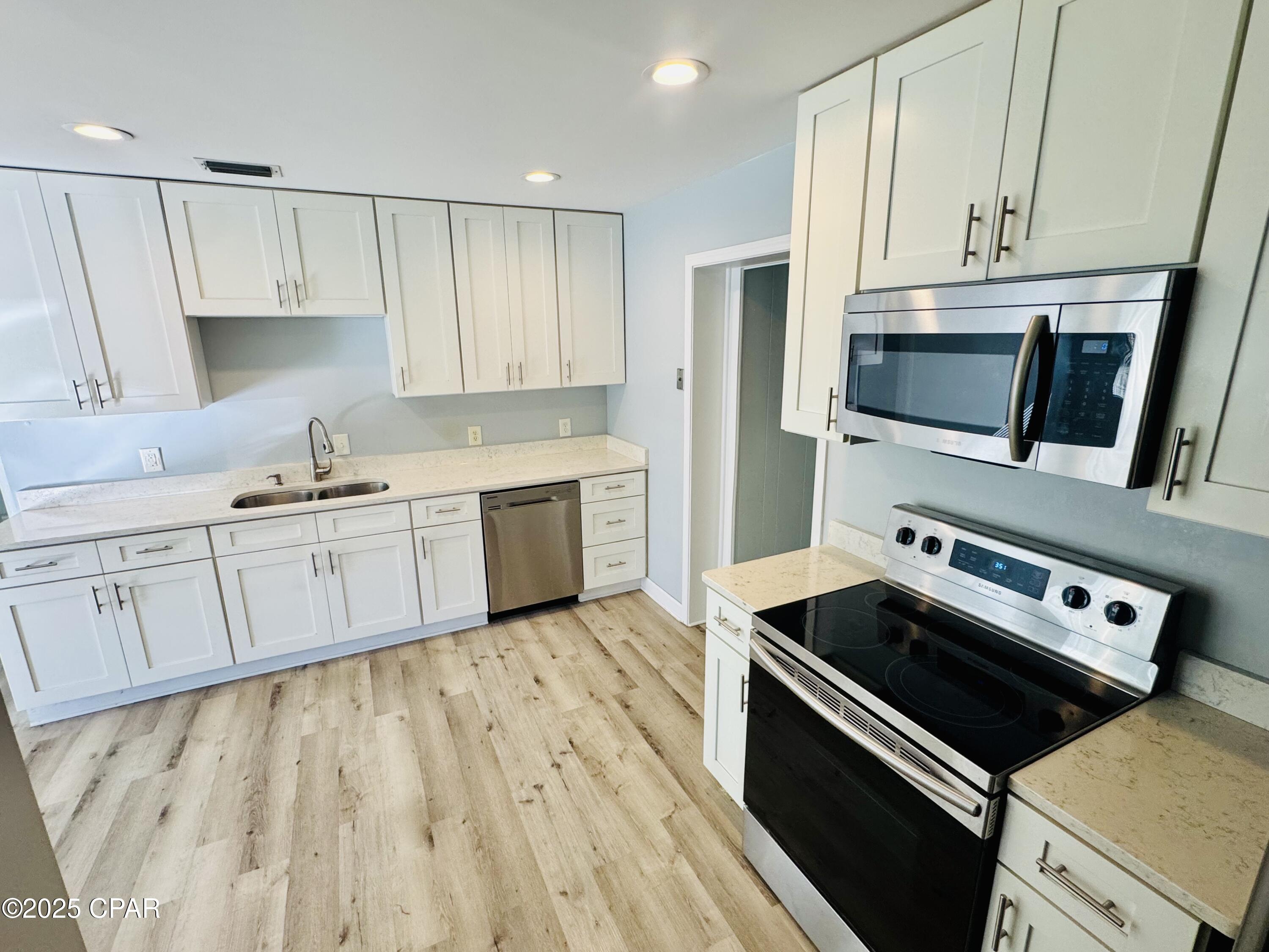 1606 Fairland Avenue