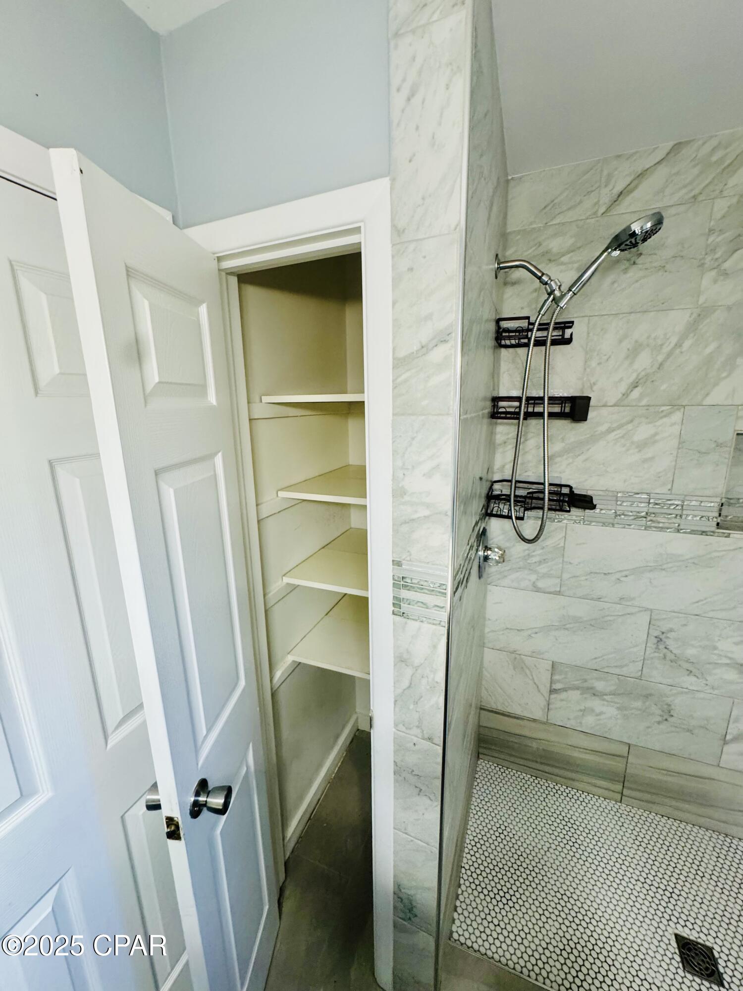 1606 Fairland Avenue