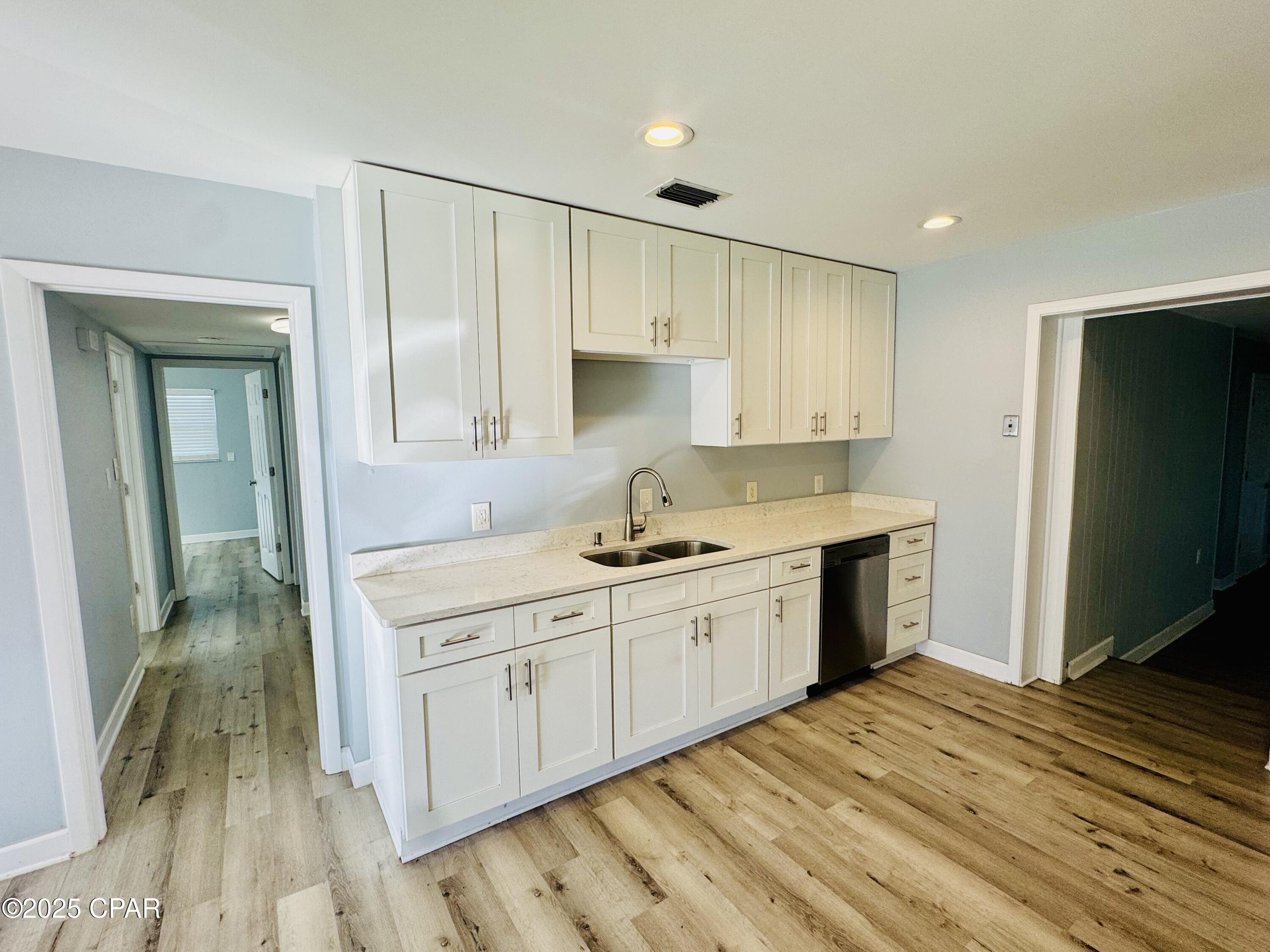 1606 Fairland Avenue