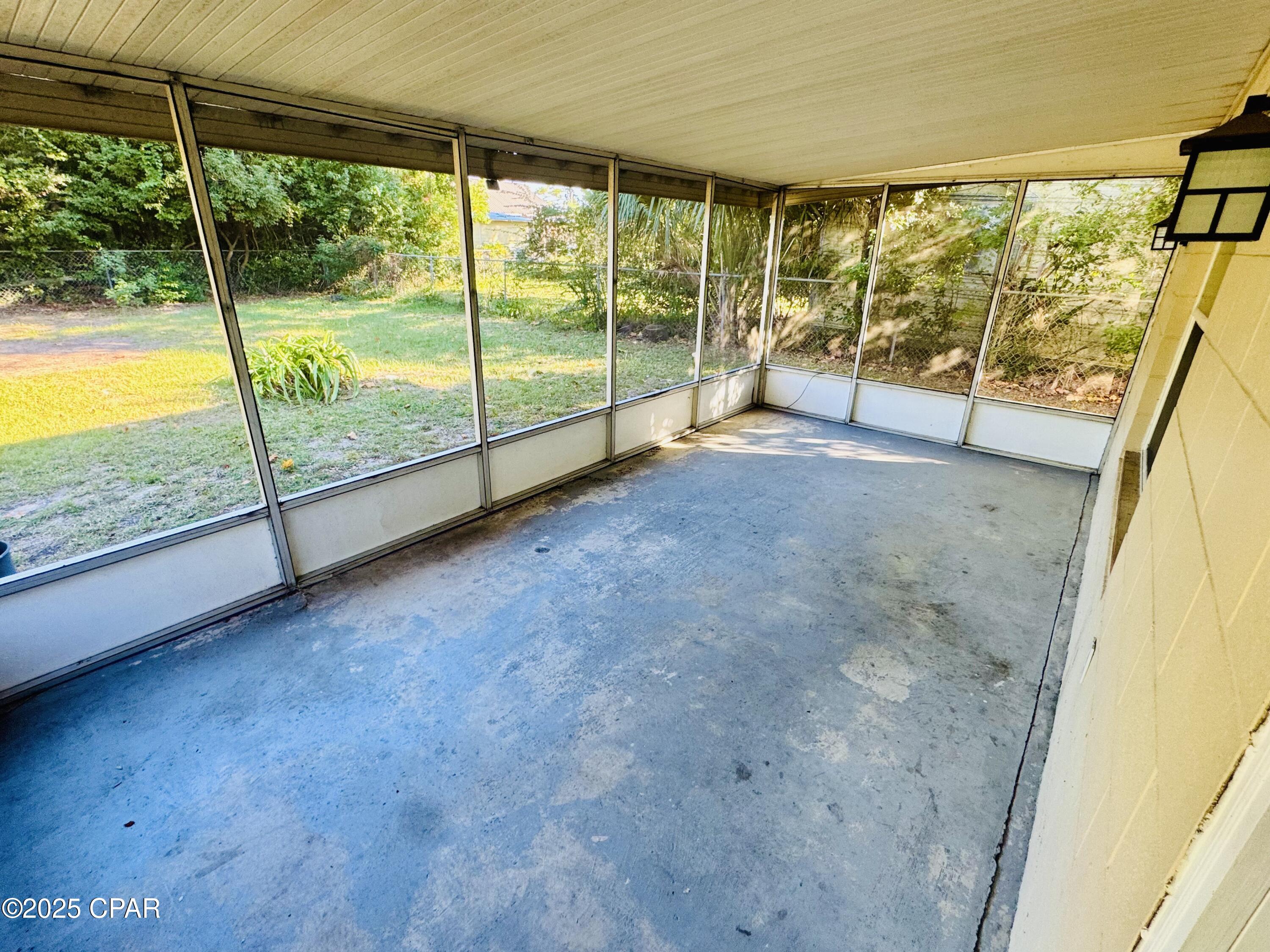 1606 Fairland Avenue