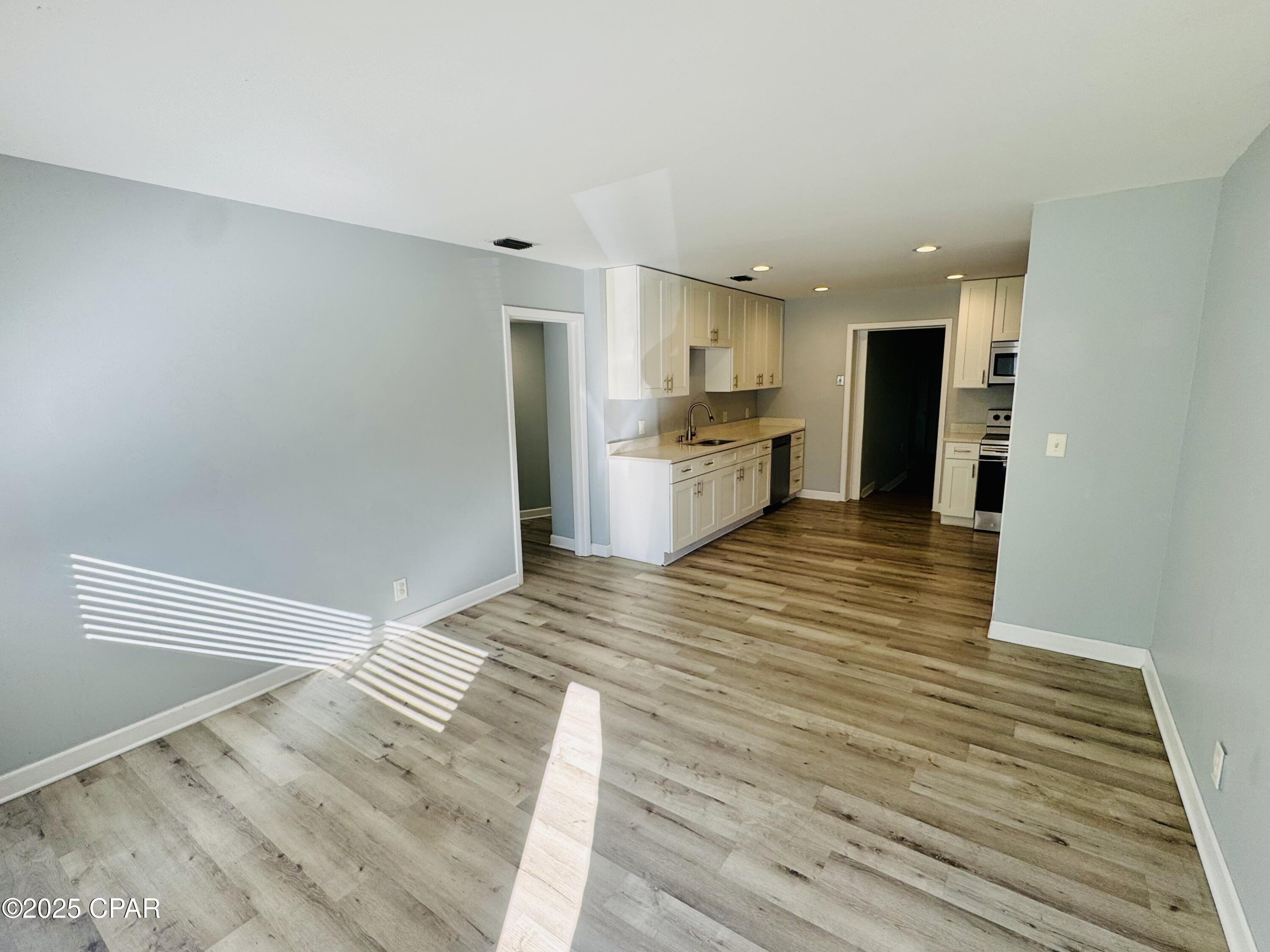 1606 Fairland Avenue