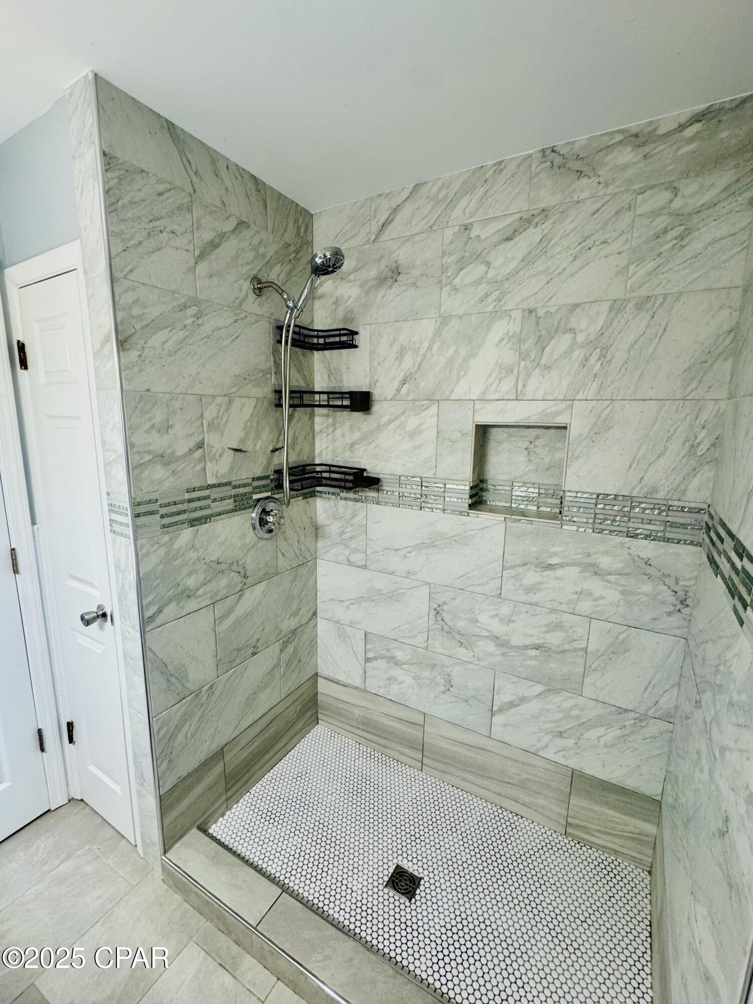 1606 Fairland Avenue