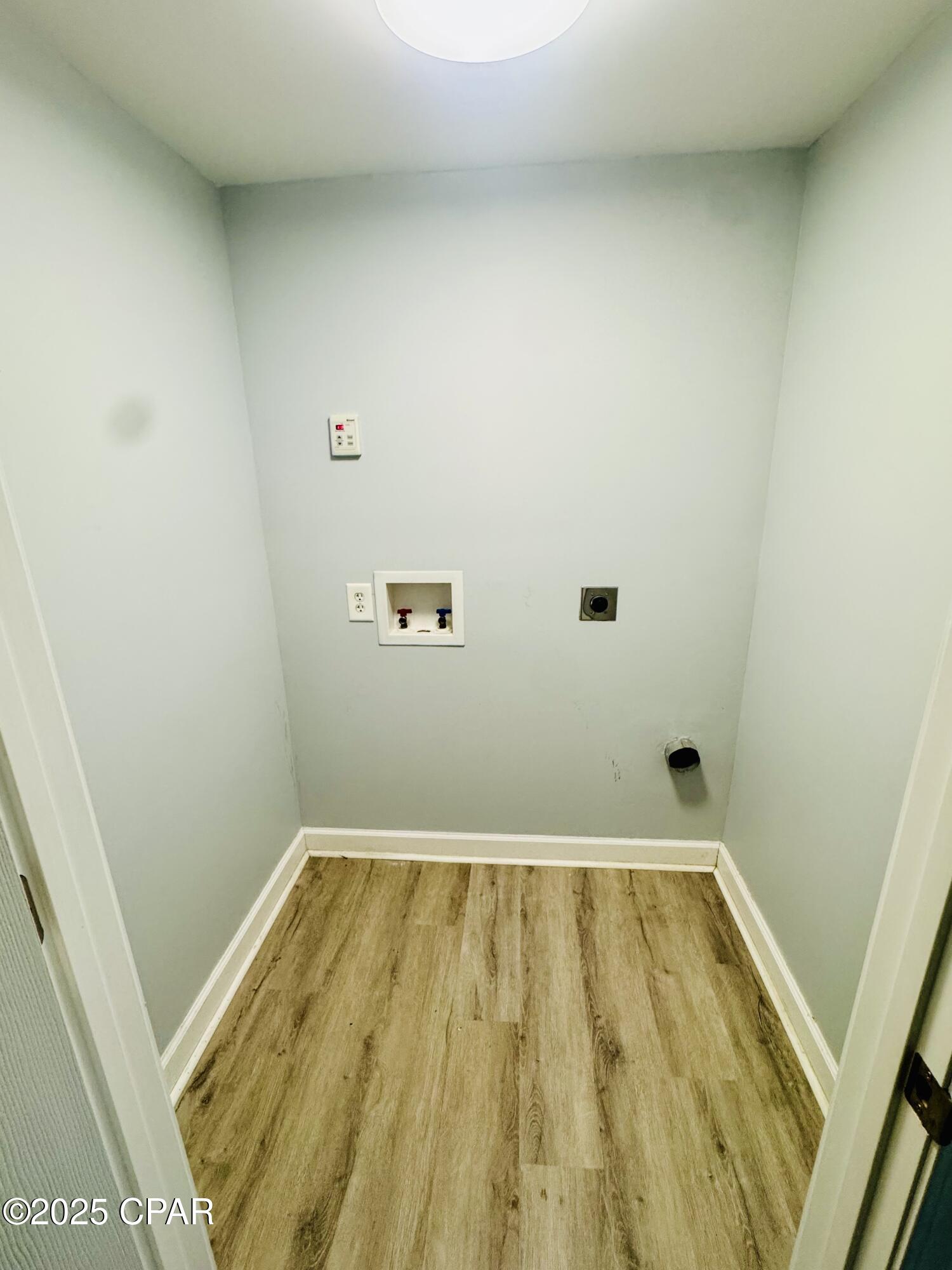 1606 Fairland Avenue