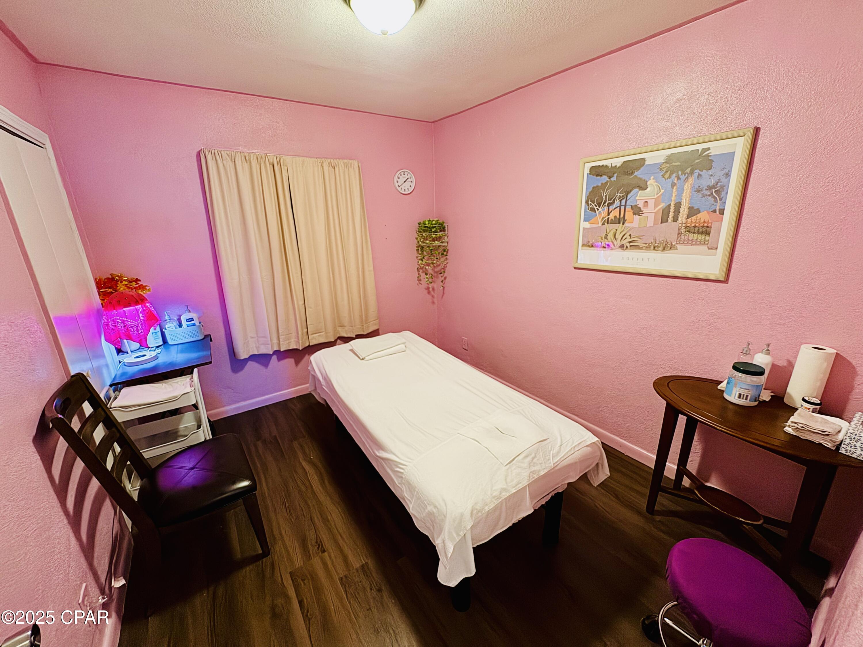 1216 Martin Luther King Jr Boulevard