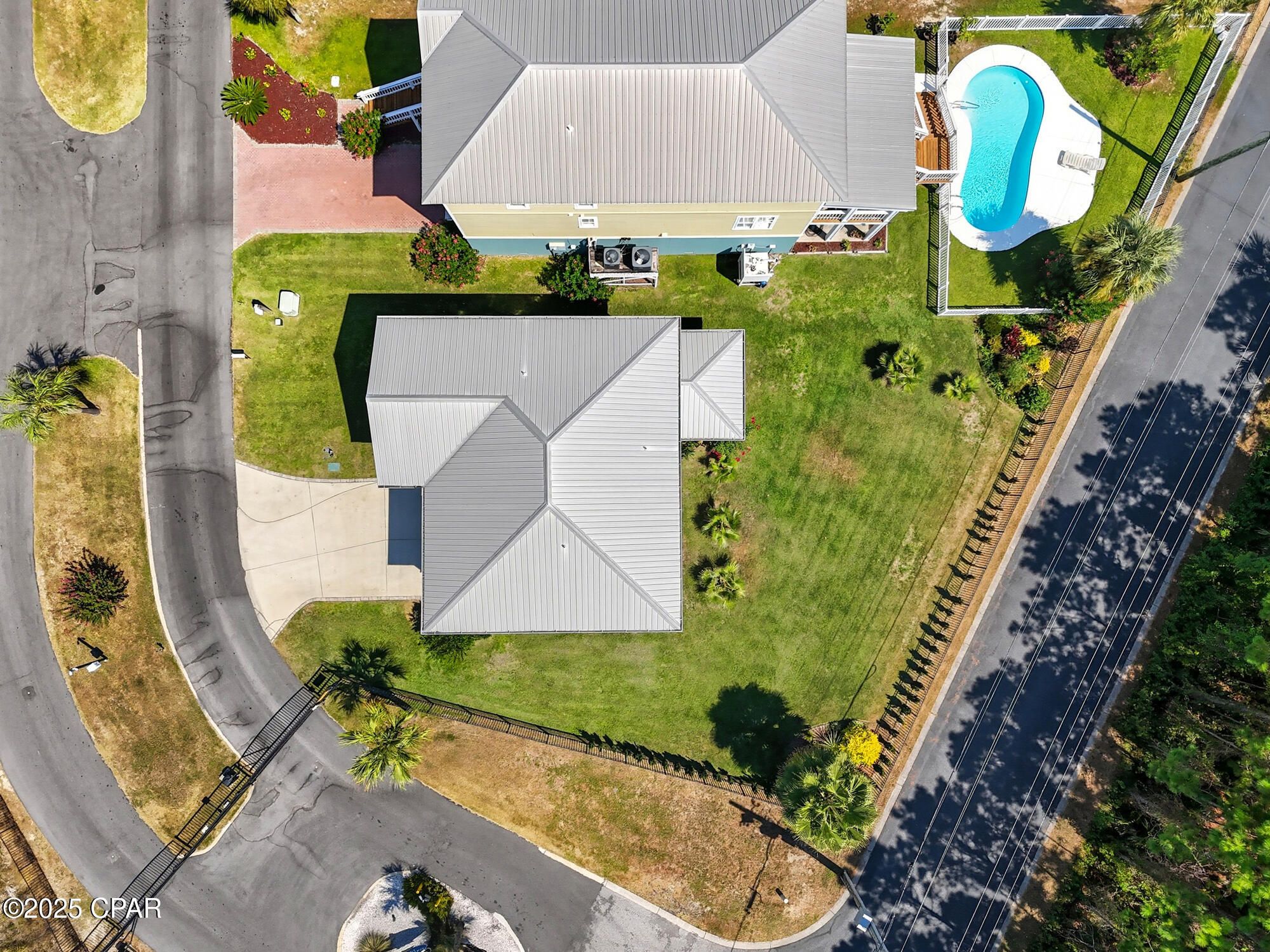 904 Lighthouse Lagoon Court