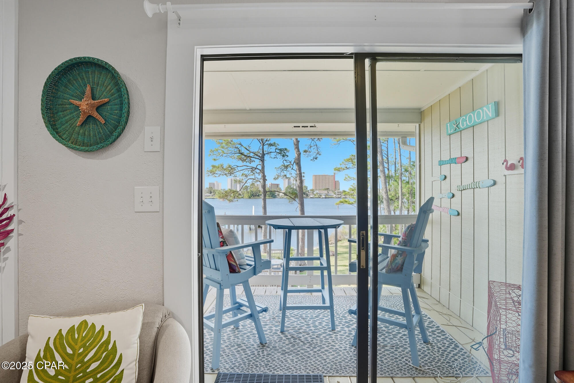 6903 N Lagoon Drive, 51