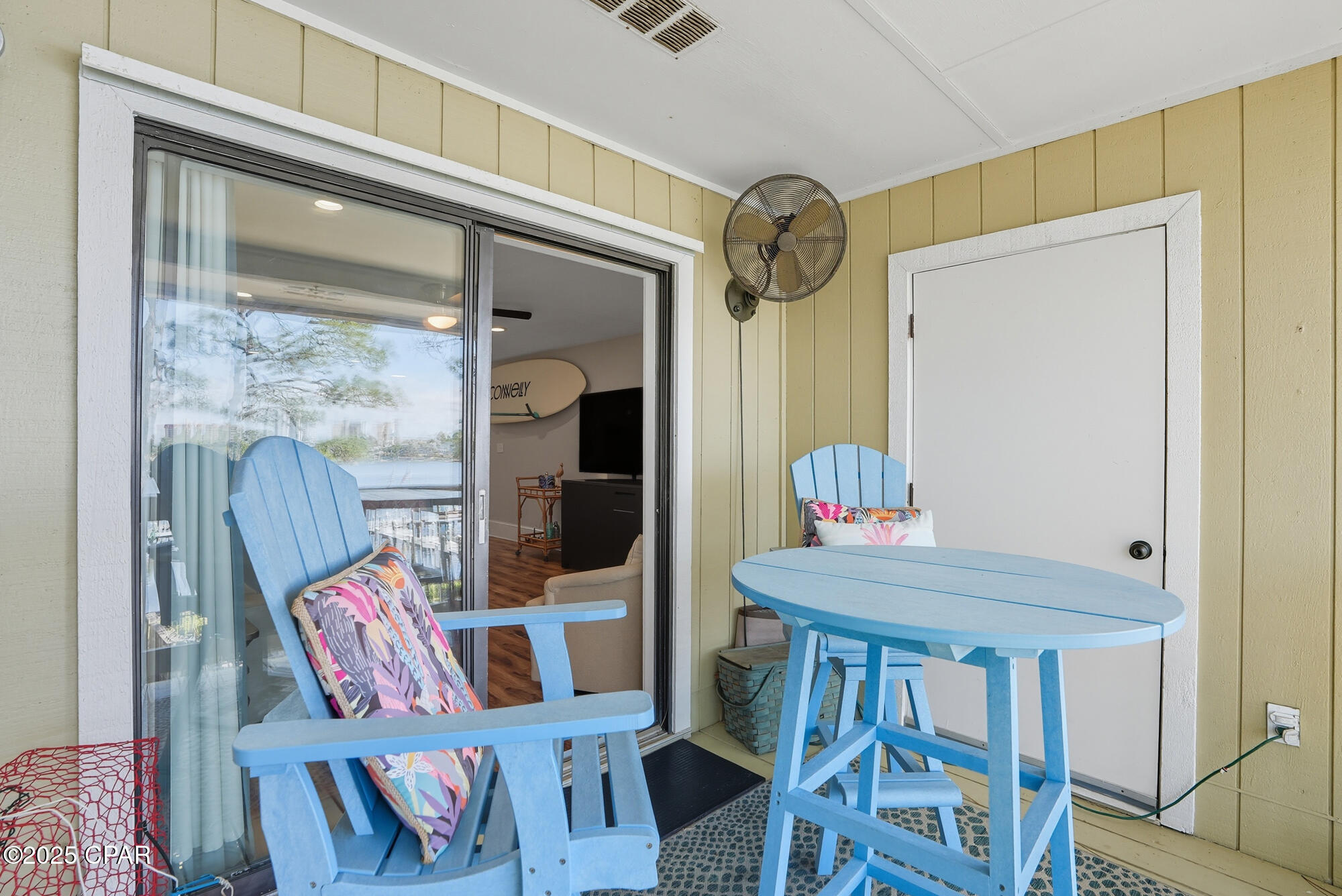 6903 N Lagoon Drive, 51