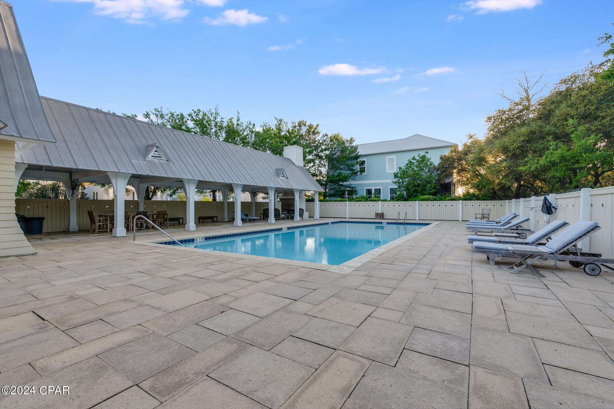 103 W W Willow Mist Road