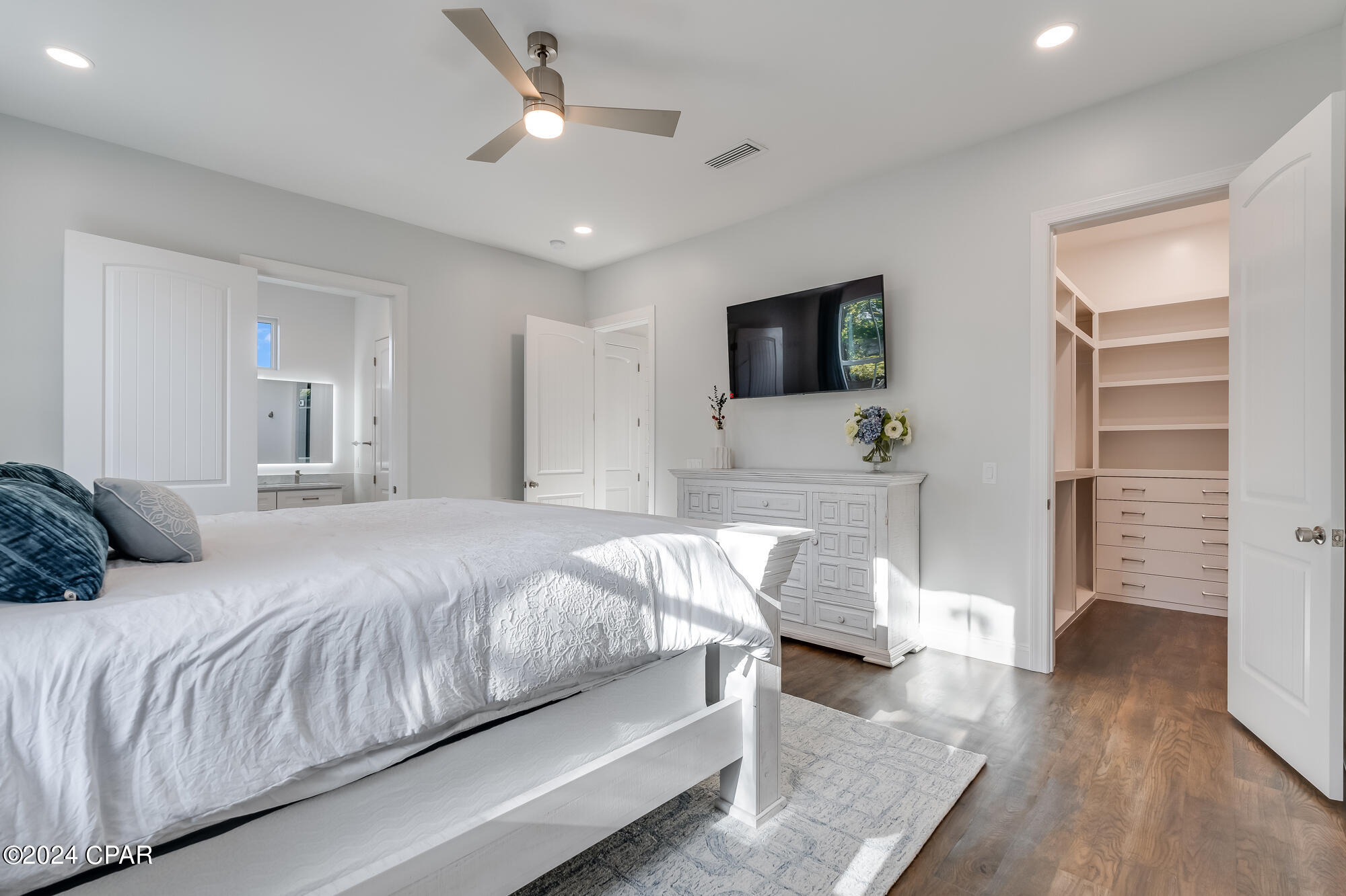 103 W W Willow Mist Road