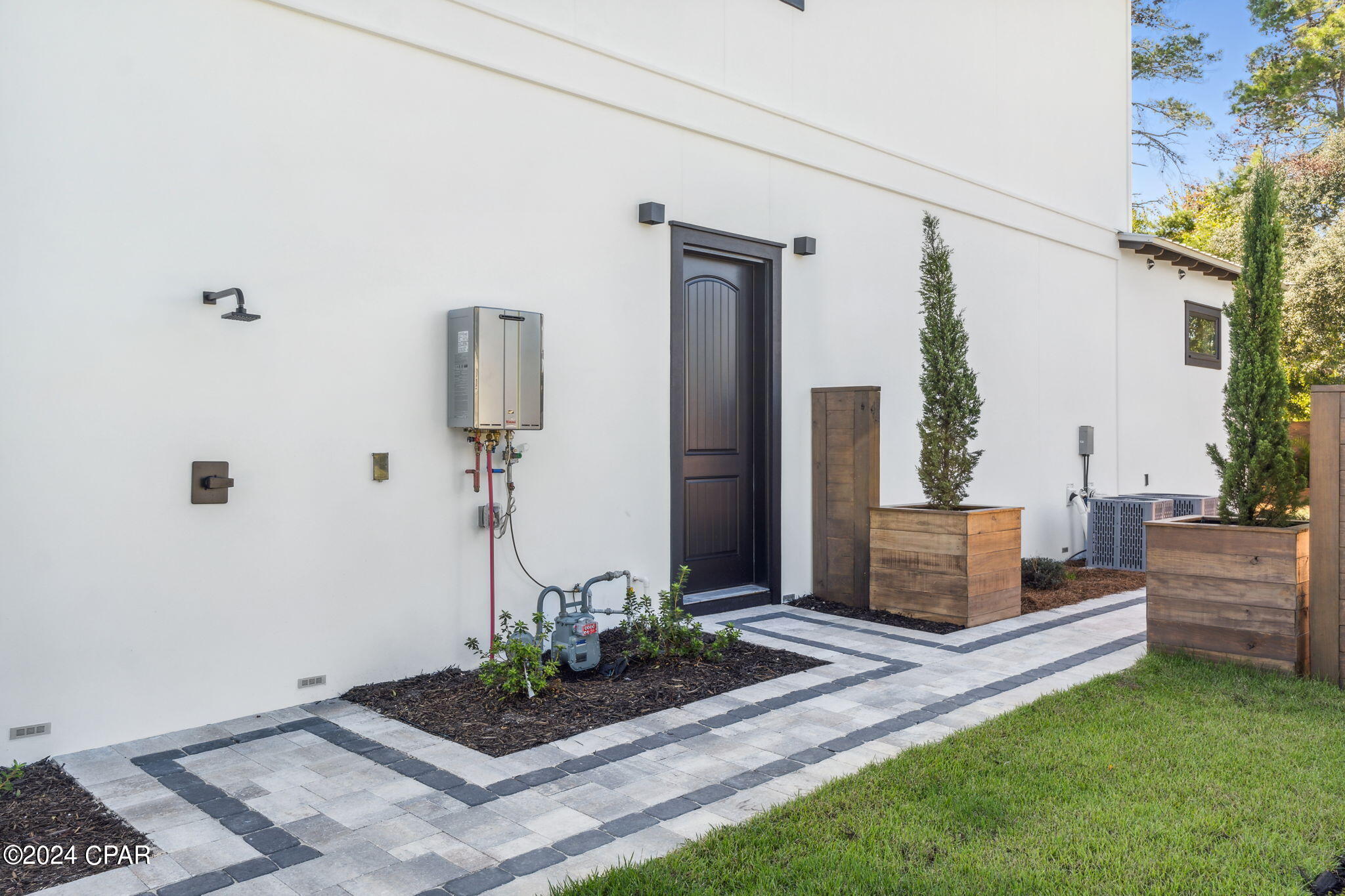 103 W W Willow Mist Road