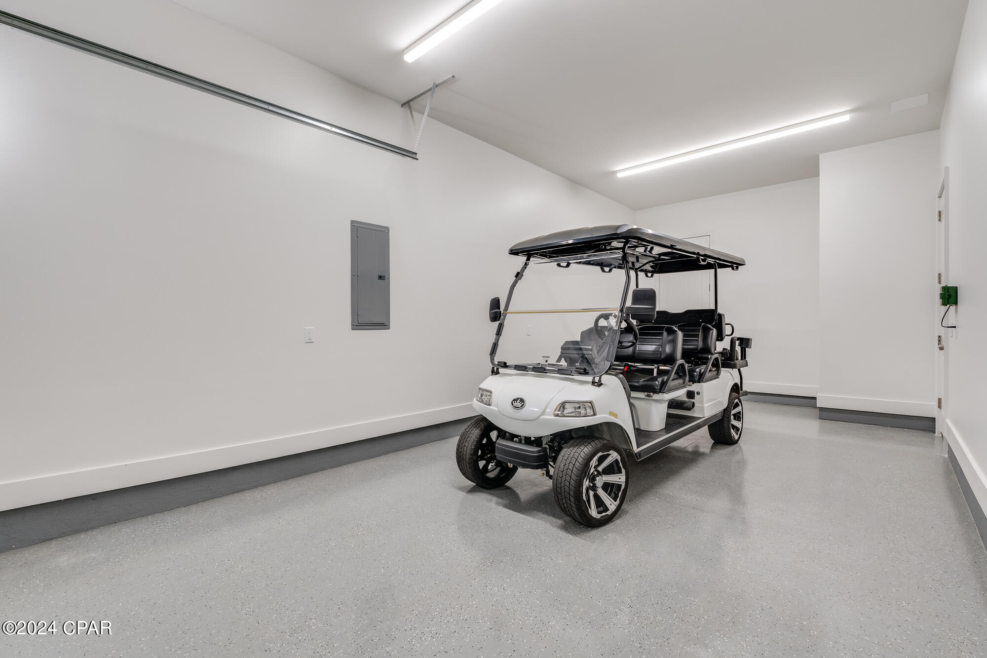 103 W W Willow Mist Road