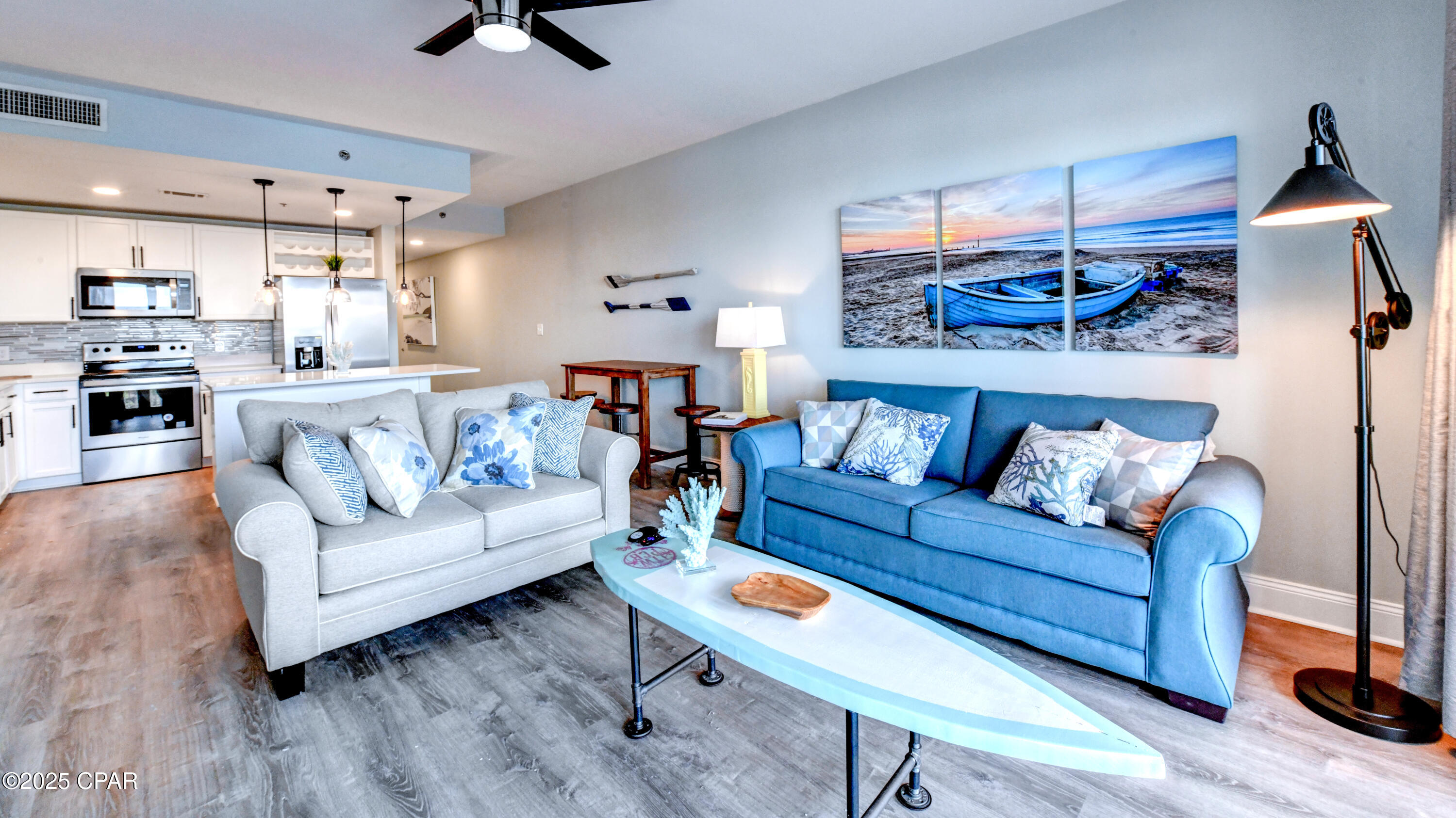 9860 S Thomas Drive 209