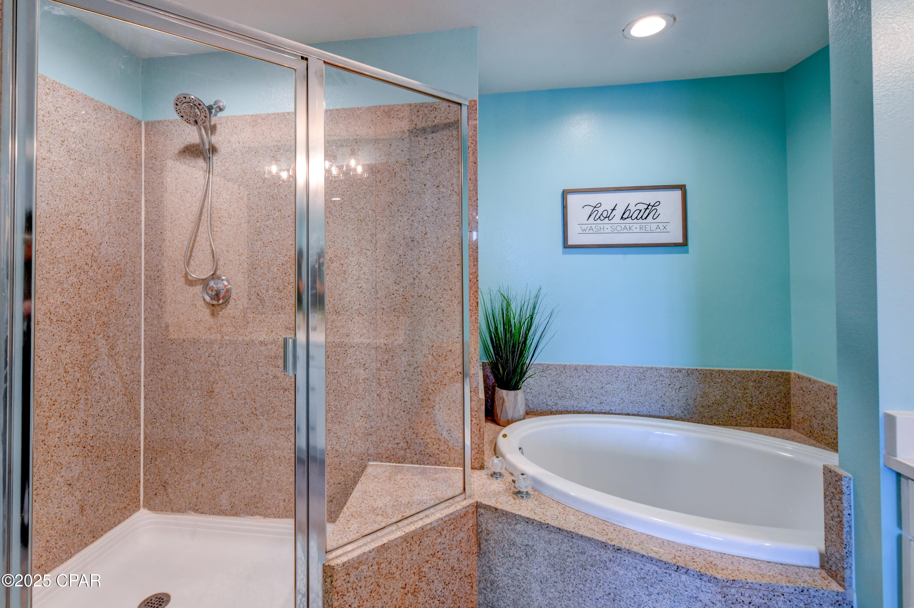 9860 S Thomas Drive 209