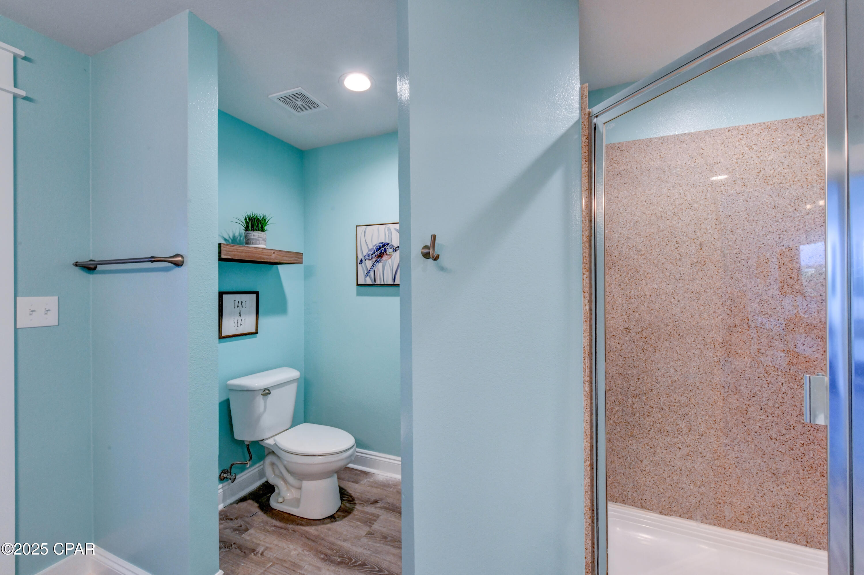 9860 S Thomas Drive 209