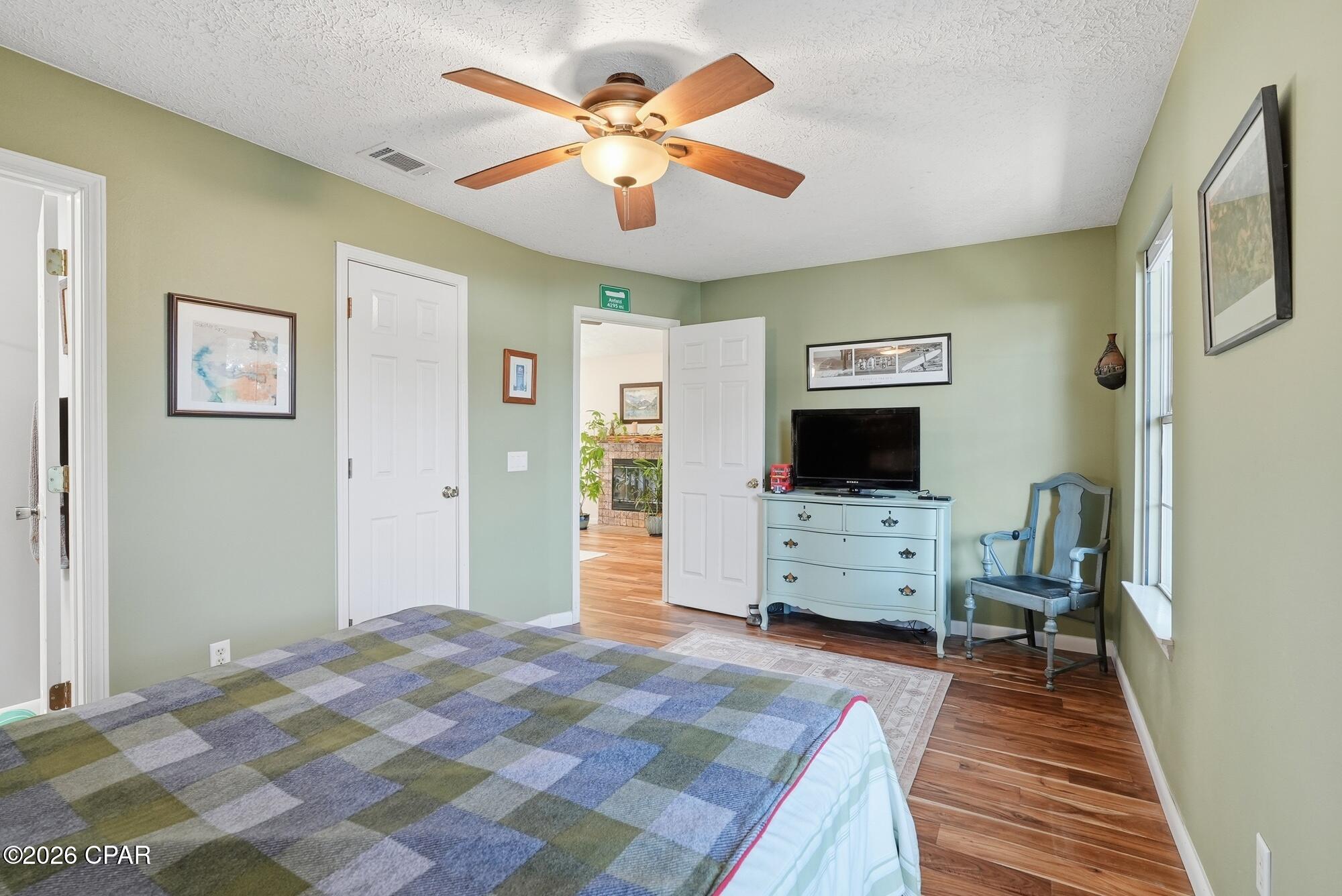 623 Gulf View Drive