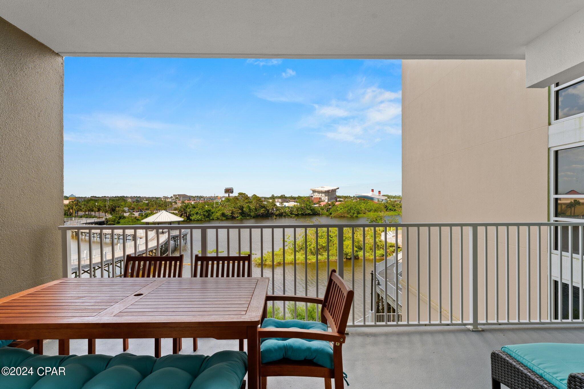 9860 S Thomas Drive 207, Beach Unit: 207