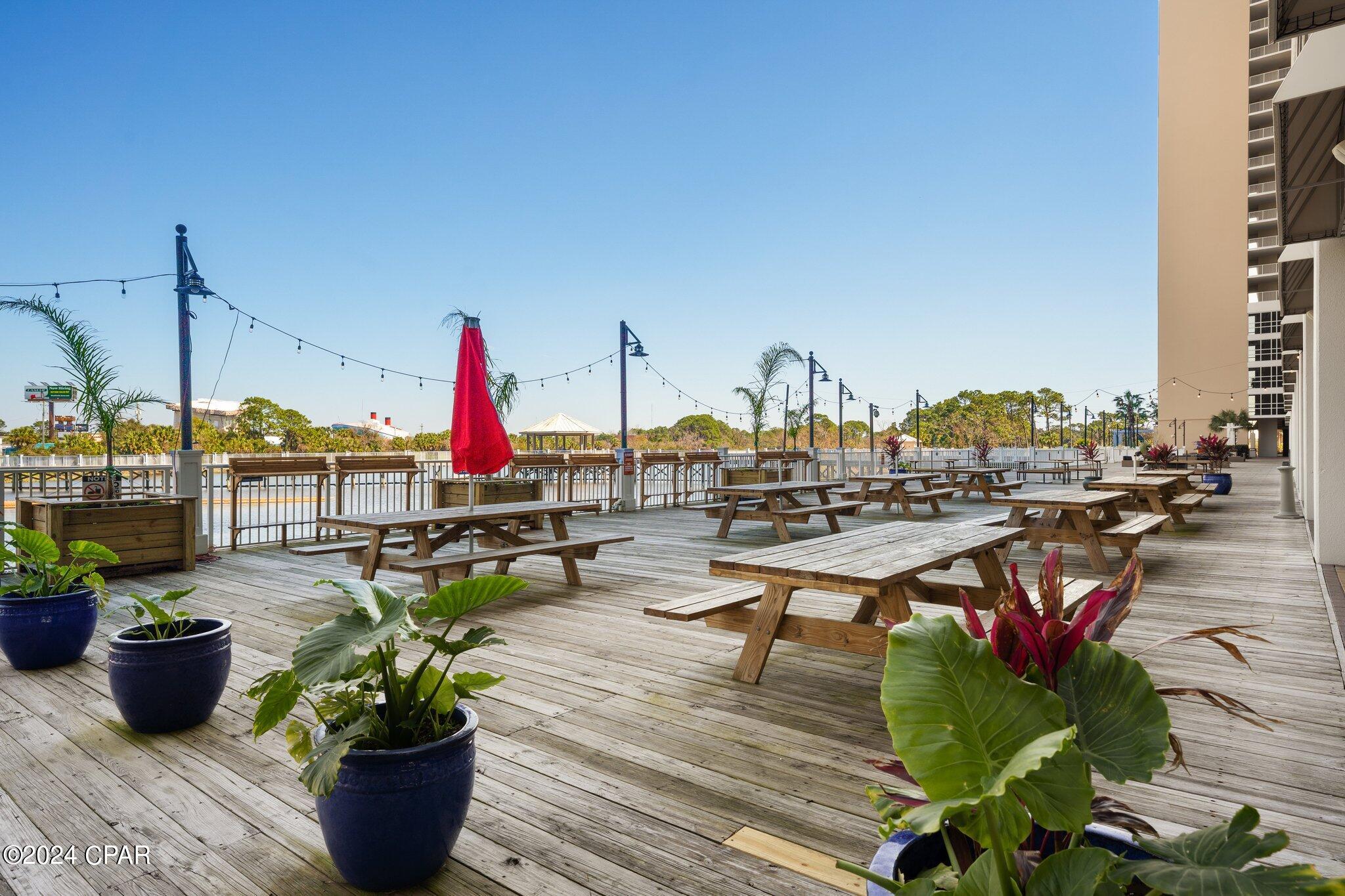 9860 S Thomas Drive 207, Beach Unit: 207