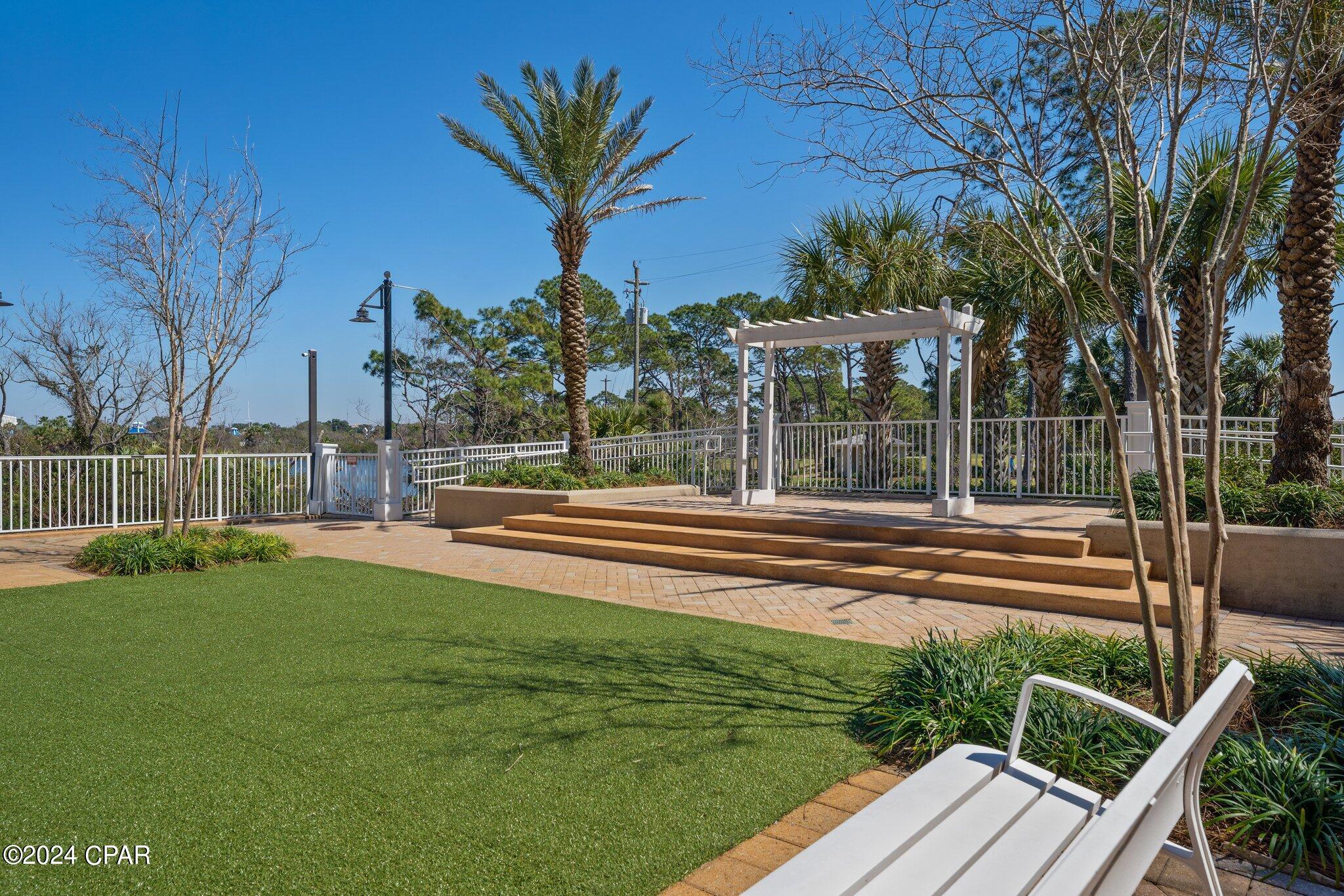 9860 S Thomas Drive 207, Beach Unit: 207