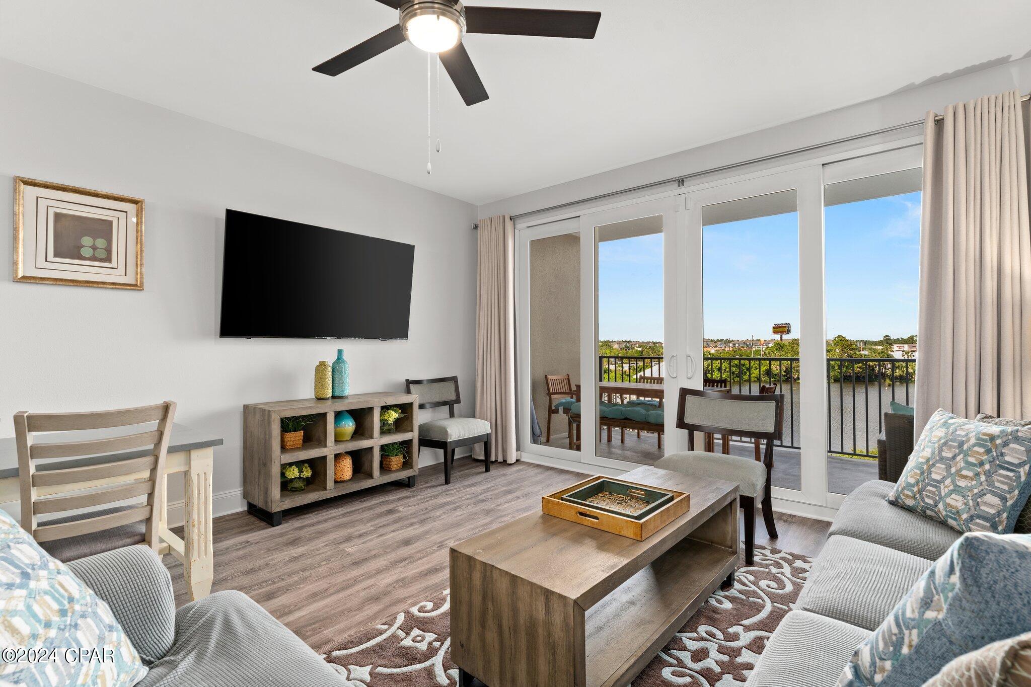 9860 S Thomas Drive 207, Beach Unit: 207