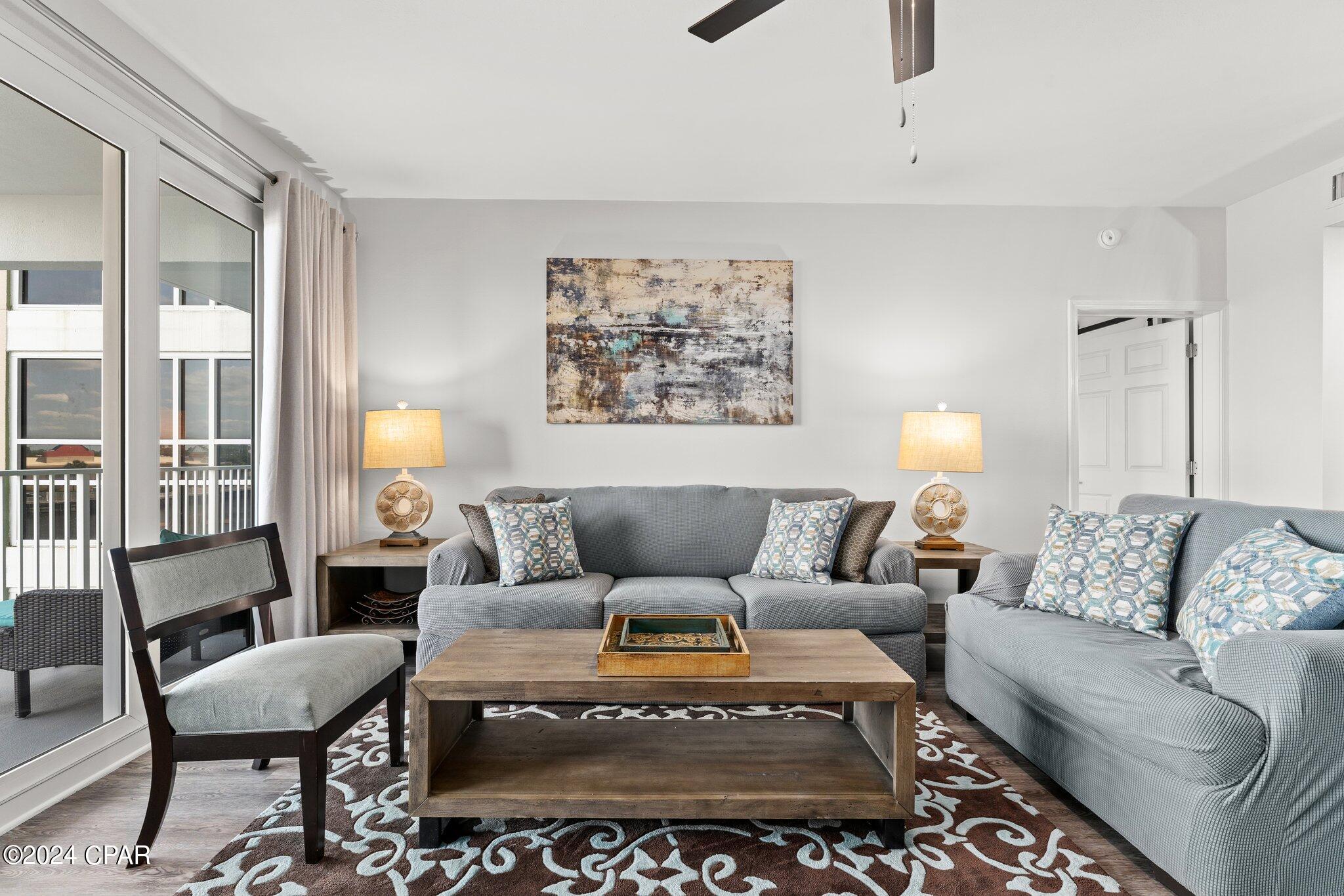 9860 S Thomas Drive 207, Beach Unit: 207