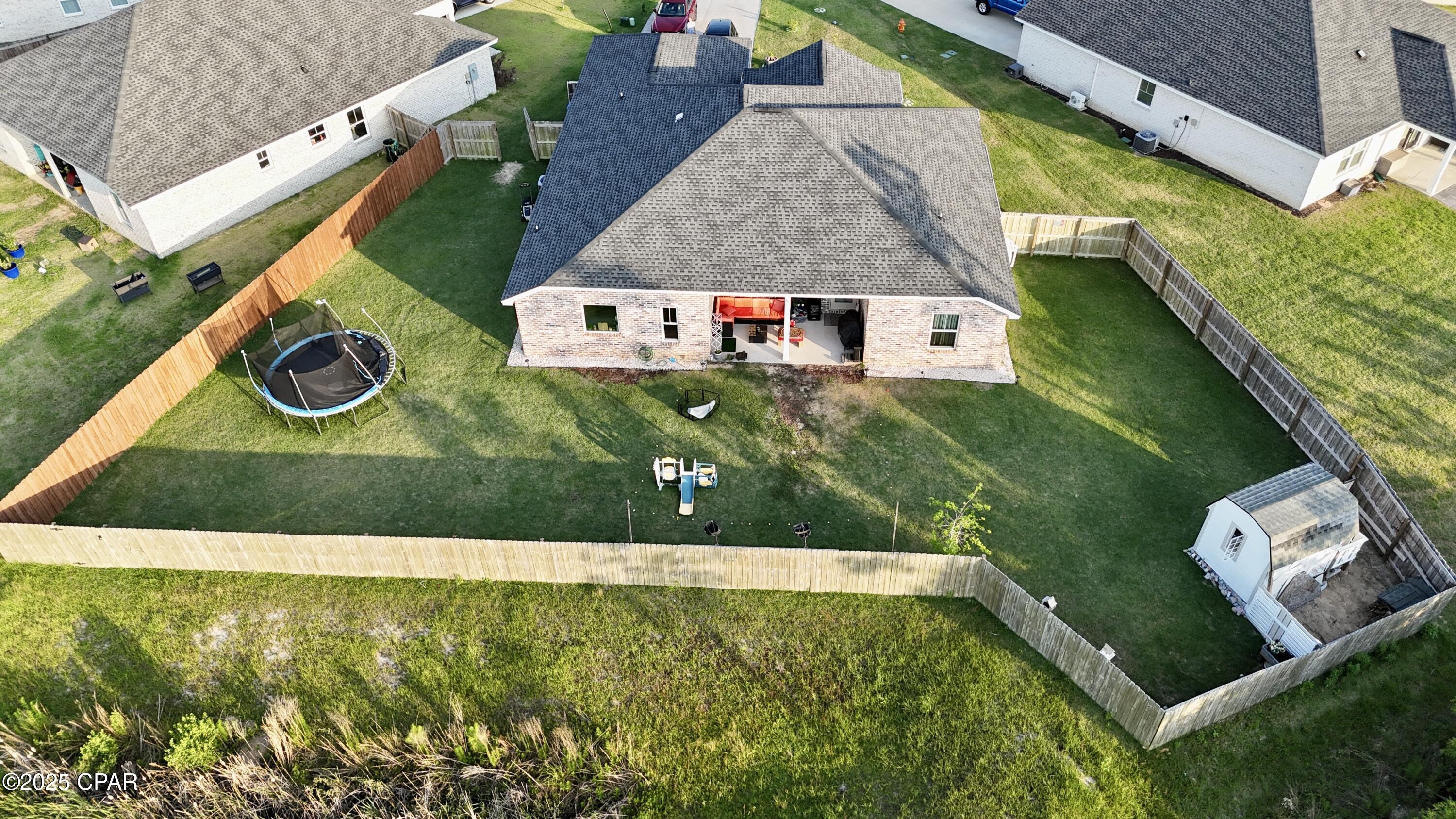 3928 Sandpine Way