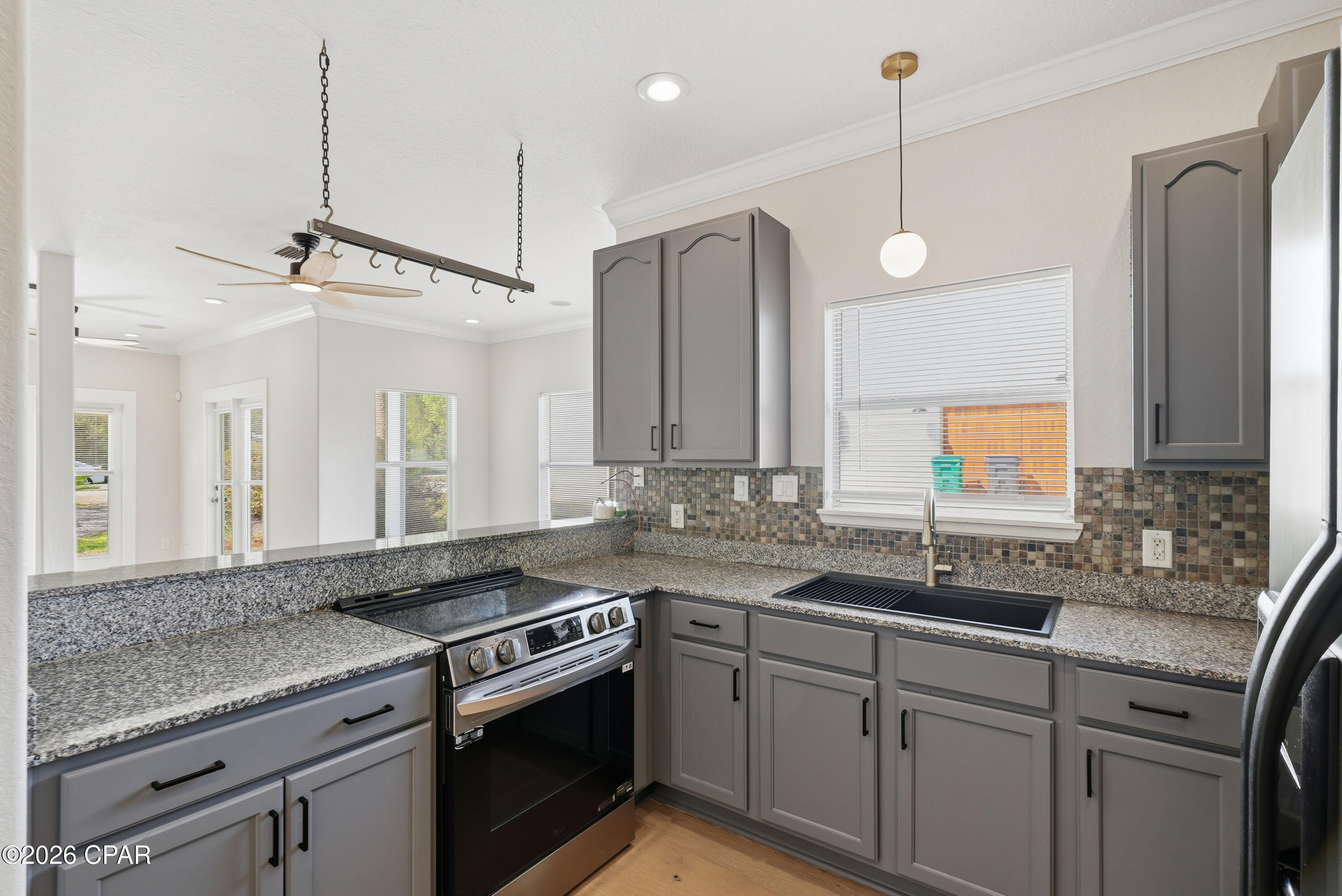 305 Peachtree Circle