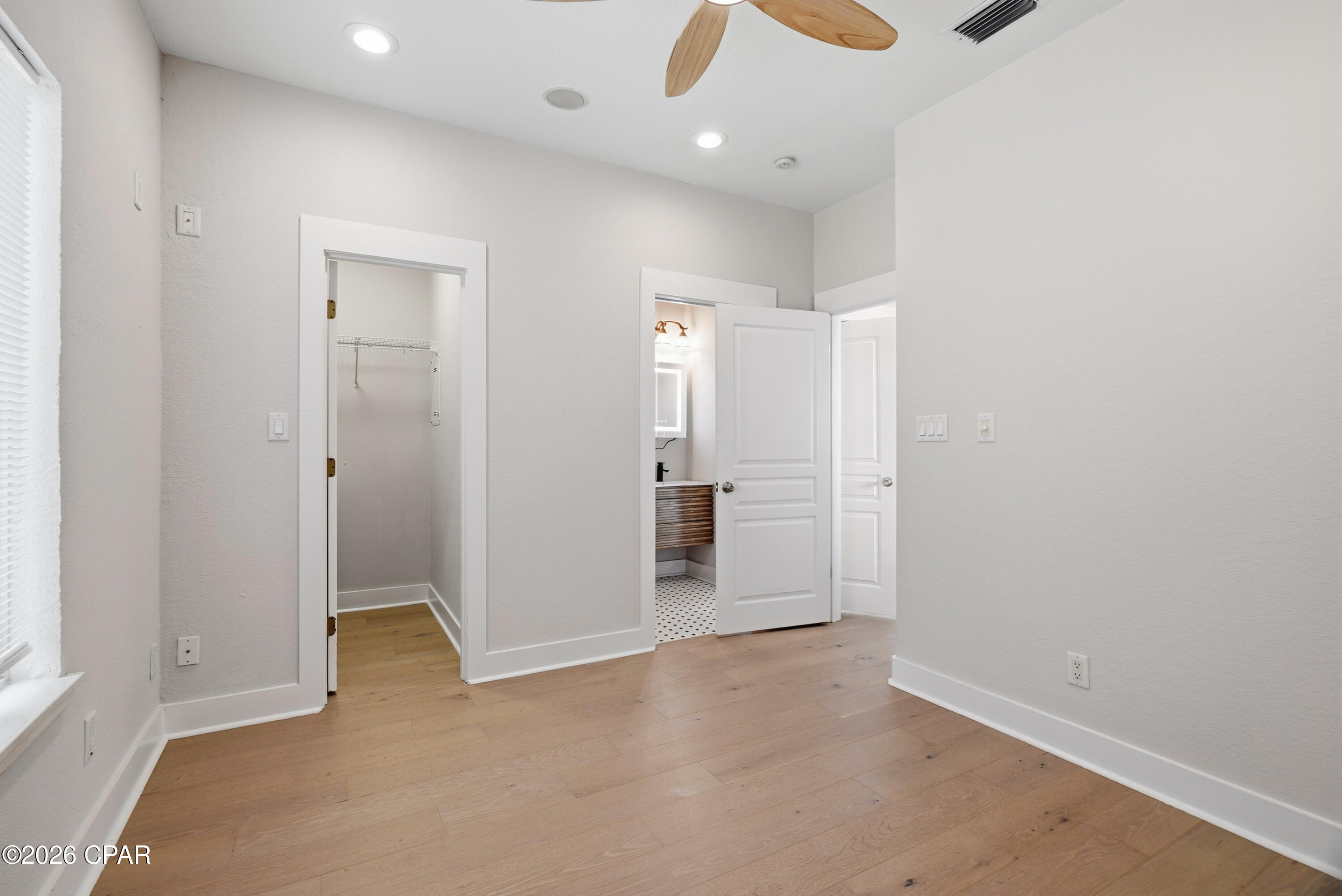 305 Peachtree Circle