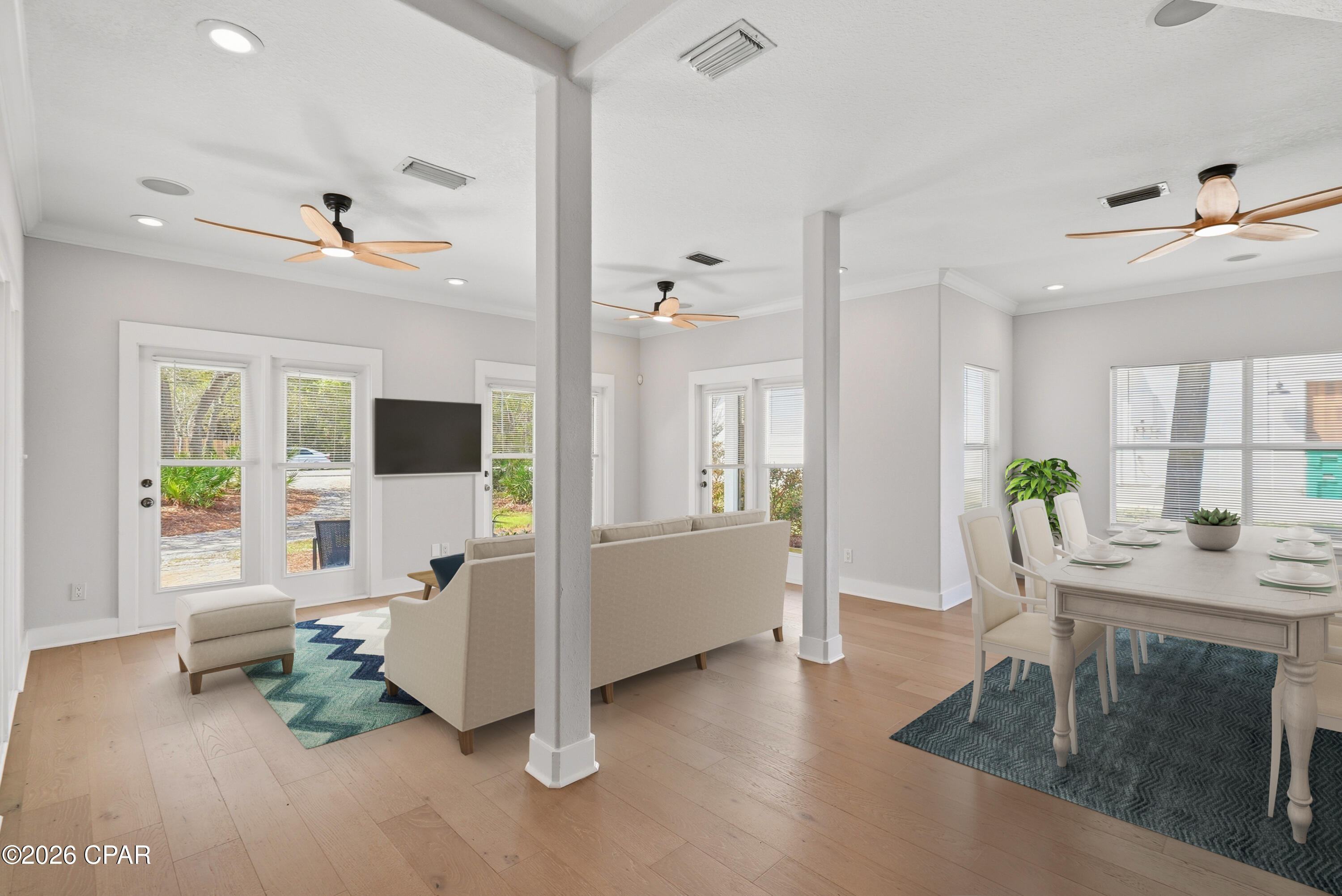 305 Peachtree Circle