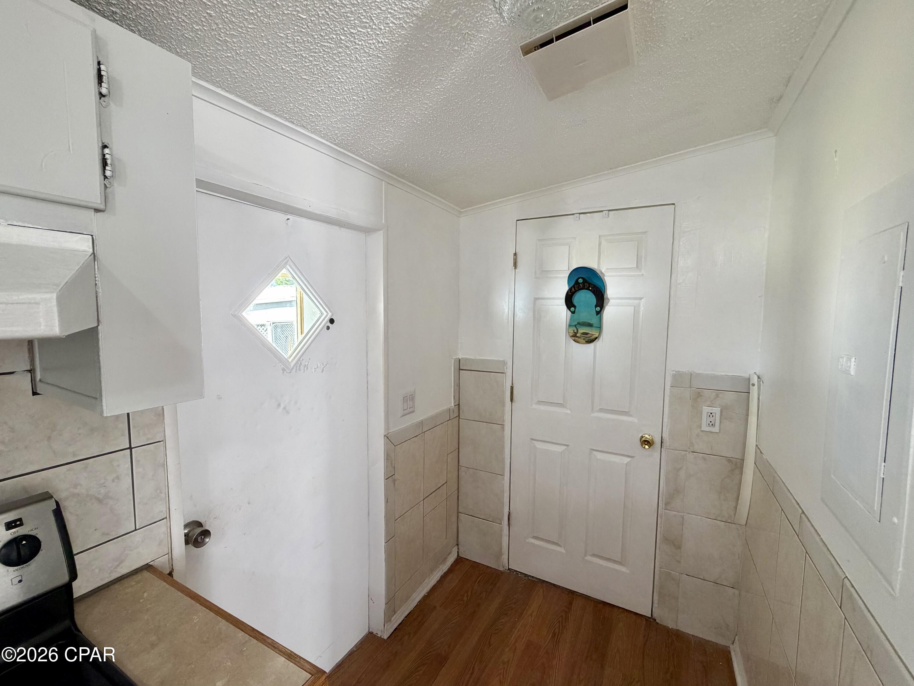 625 Live Oak Lane