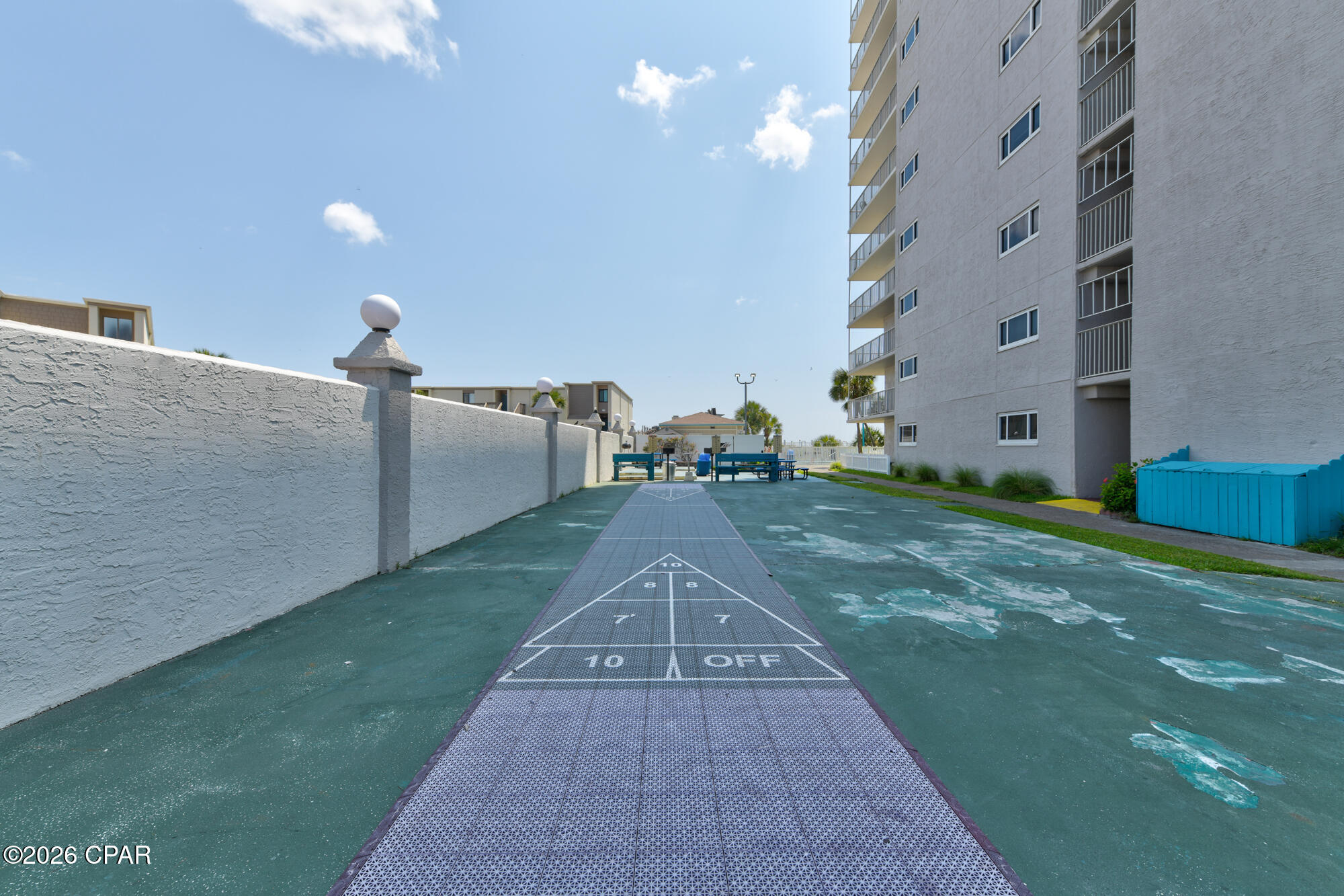 8743 Thomas Drive 931
