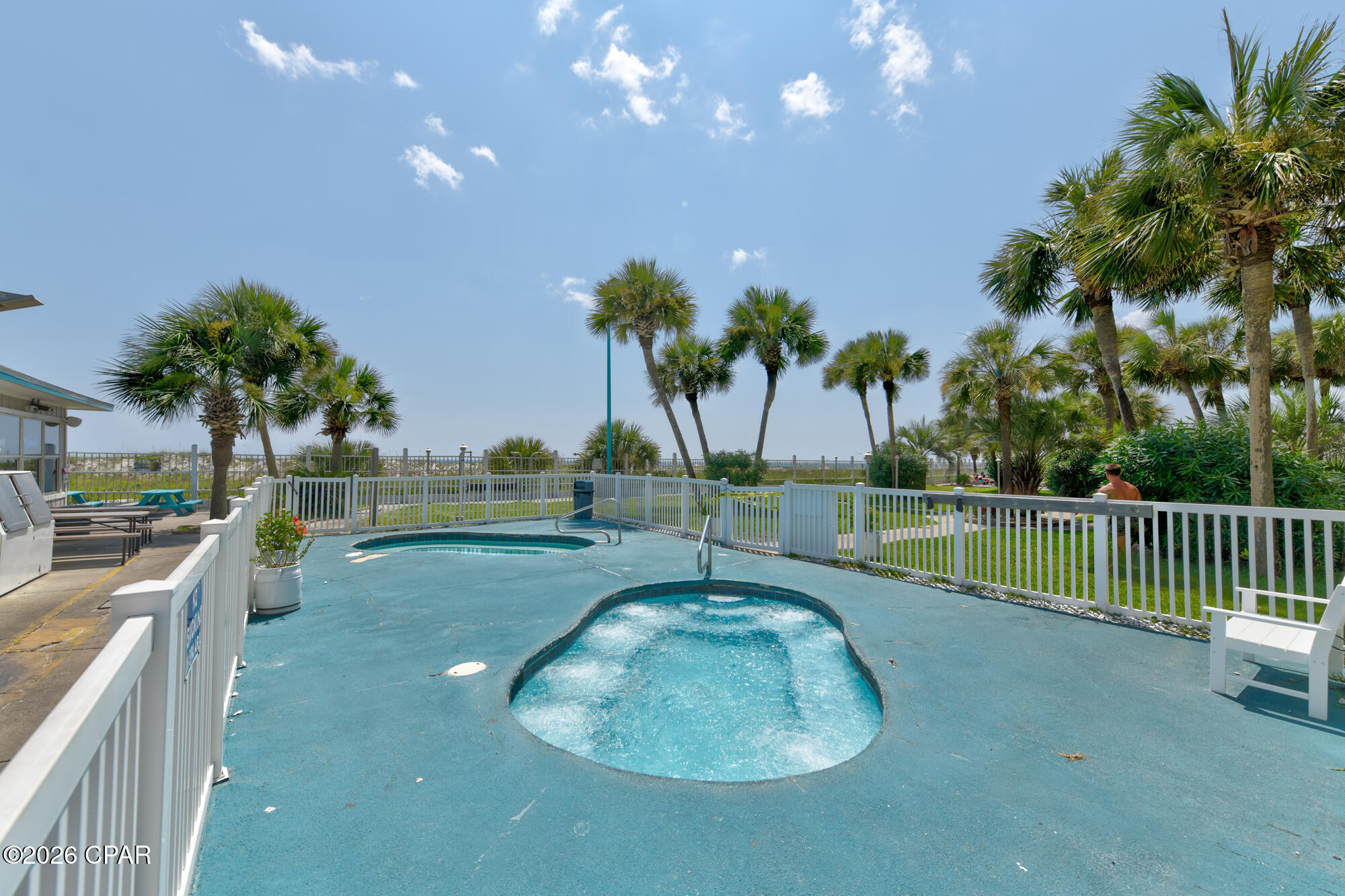 8743 Thomas Drive 931