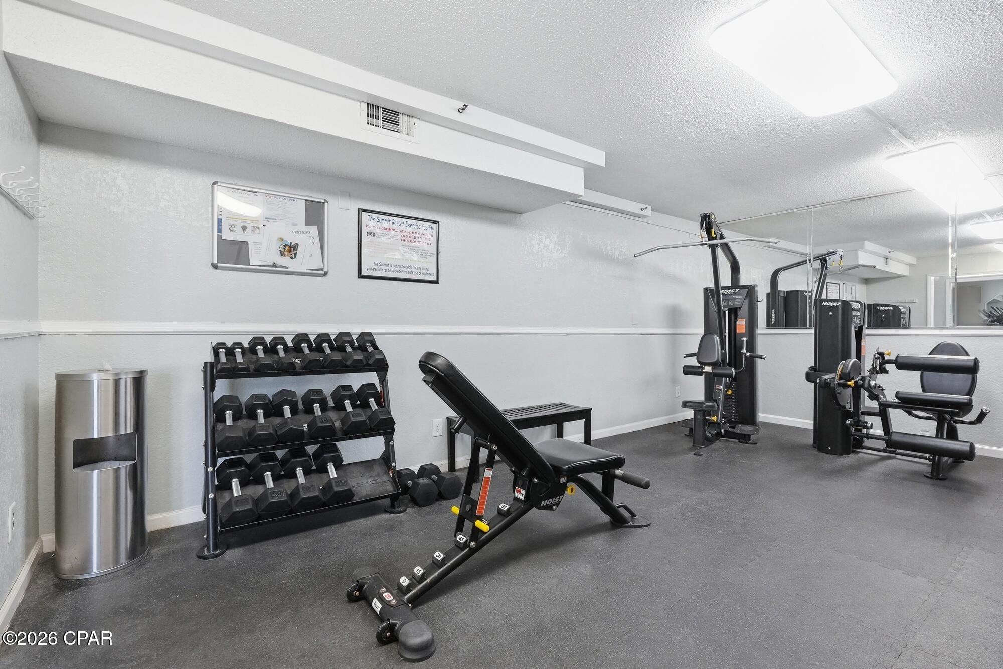 8743 Thomas Drive 931
