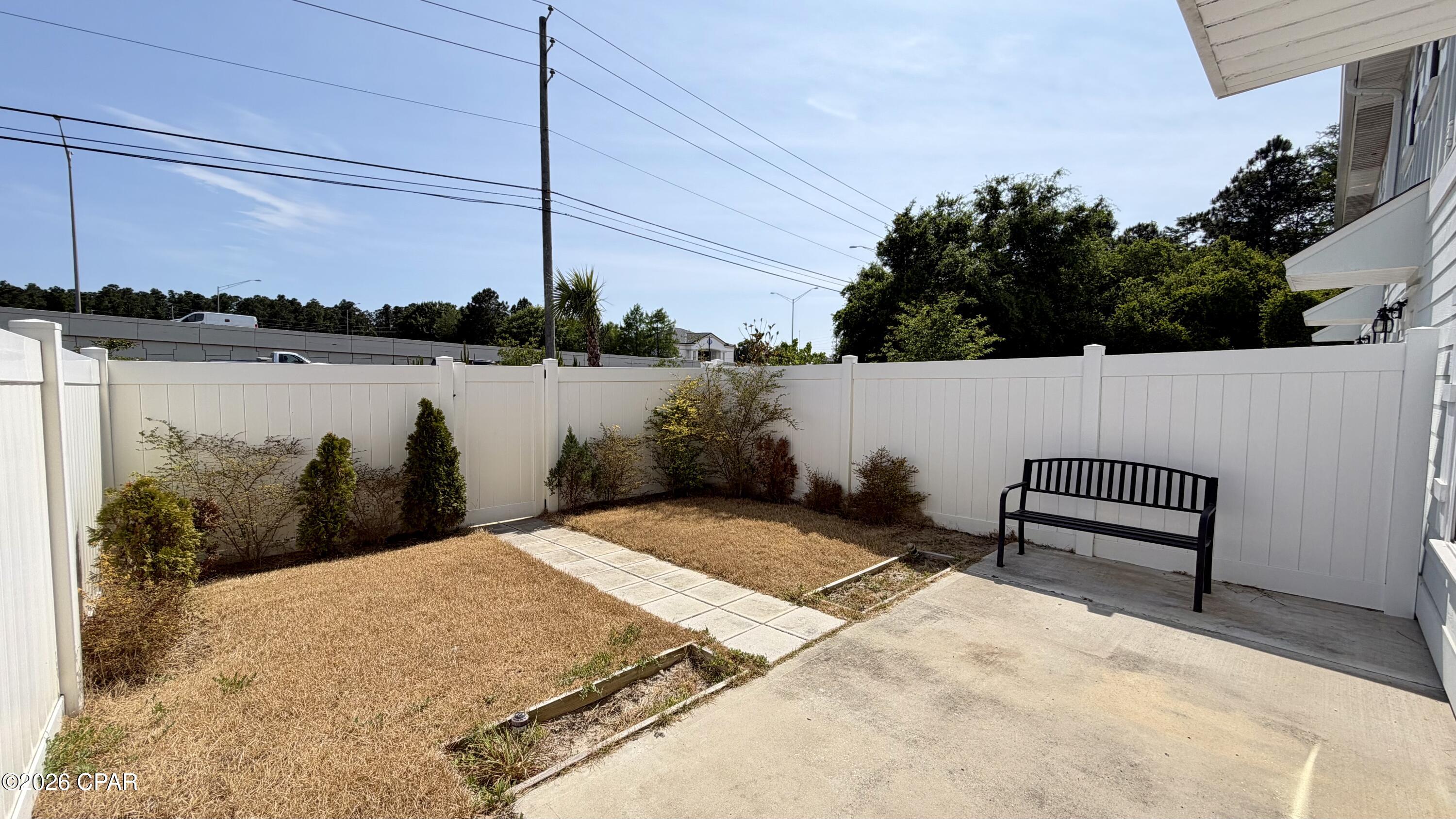 7520 Shadow Lake Drive