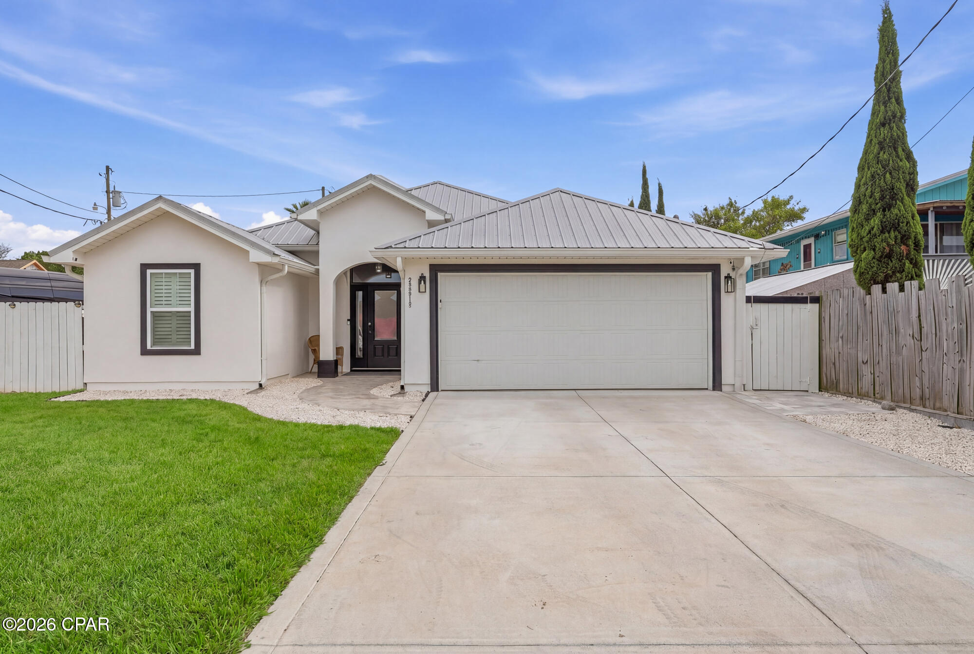 22519 Lakeview Drive