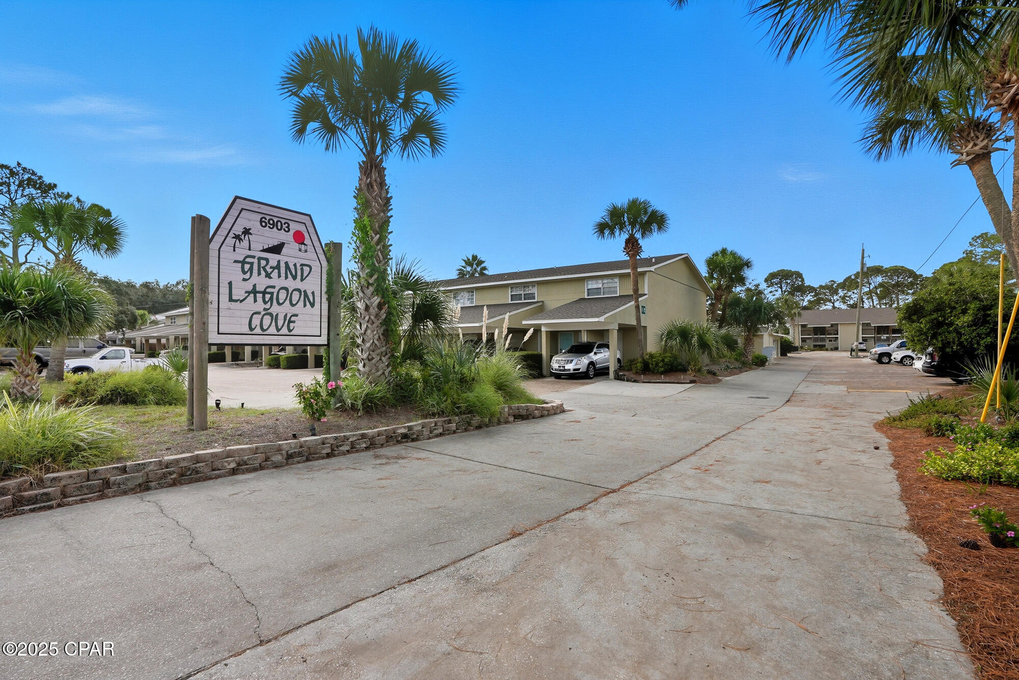 6903 N Lagoon Drive 51