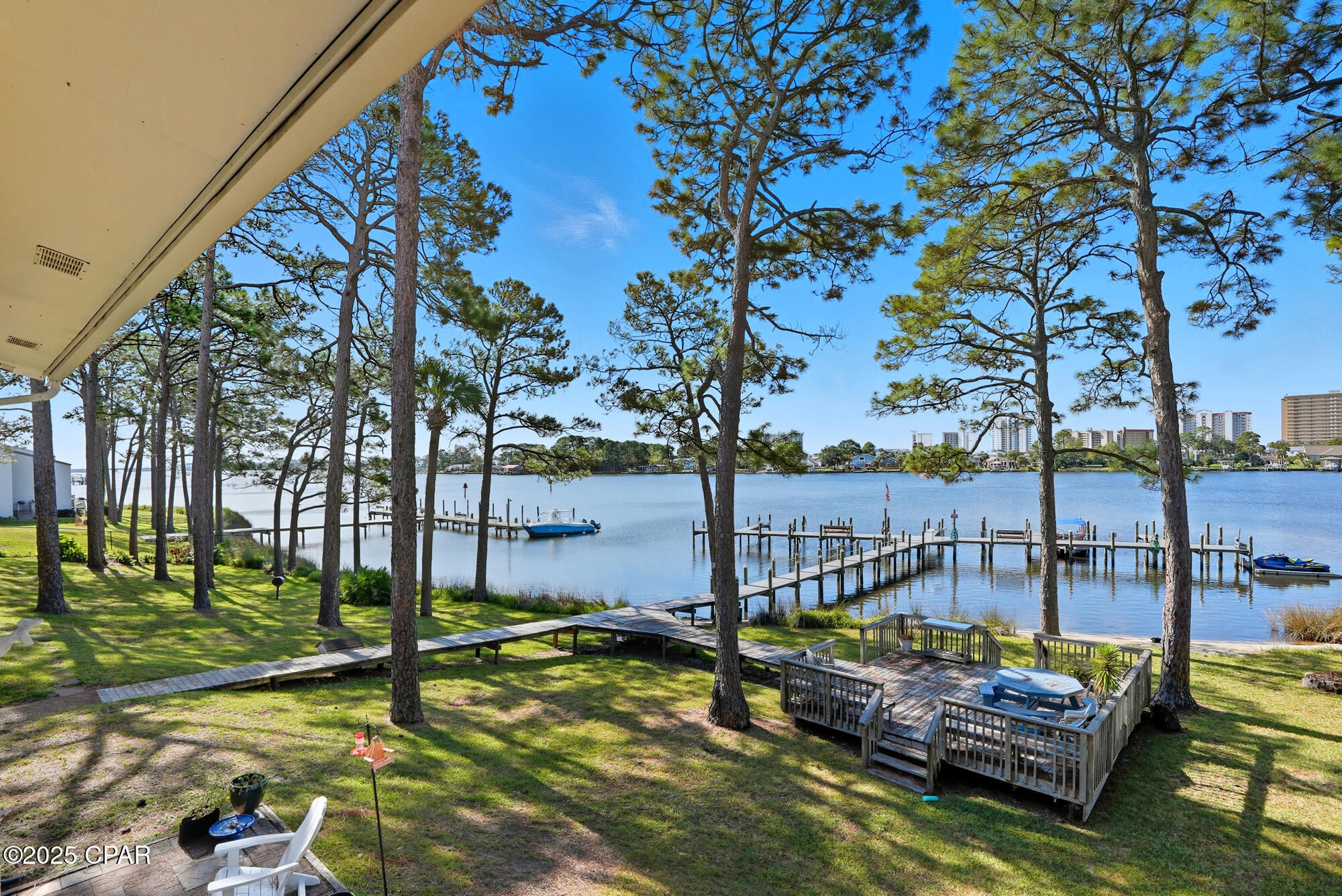 6903 N Lagoon Drive 51