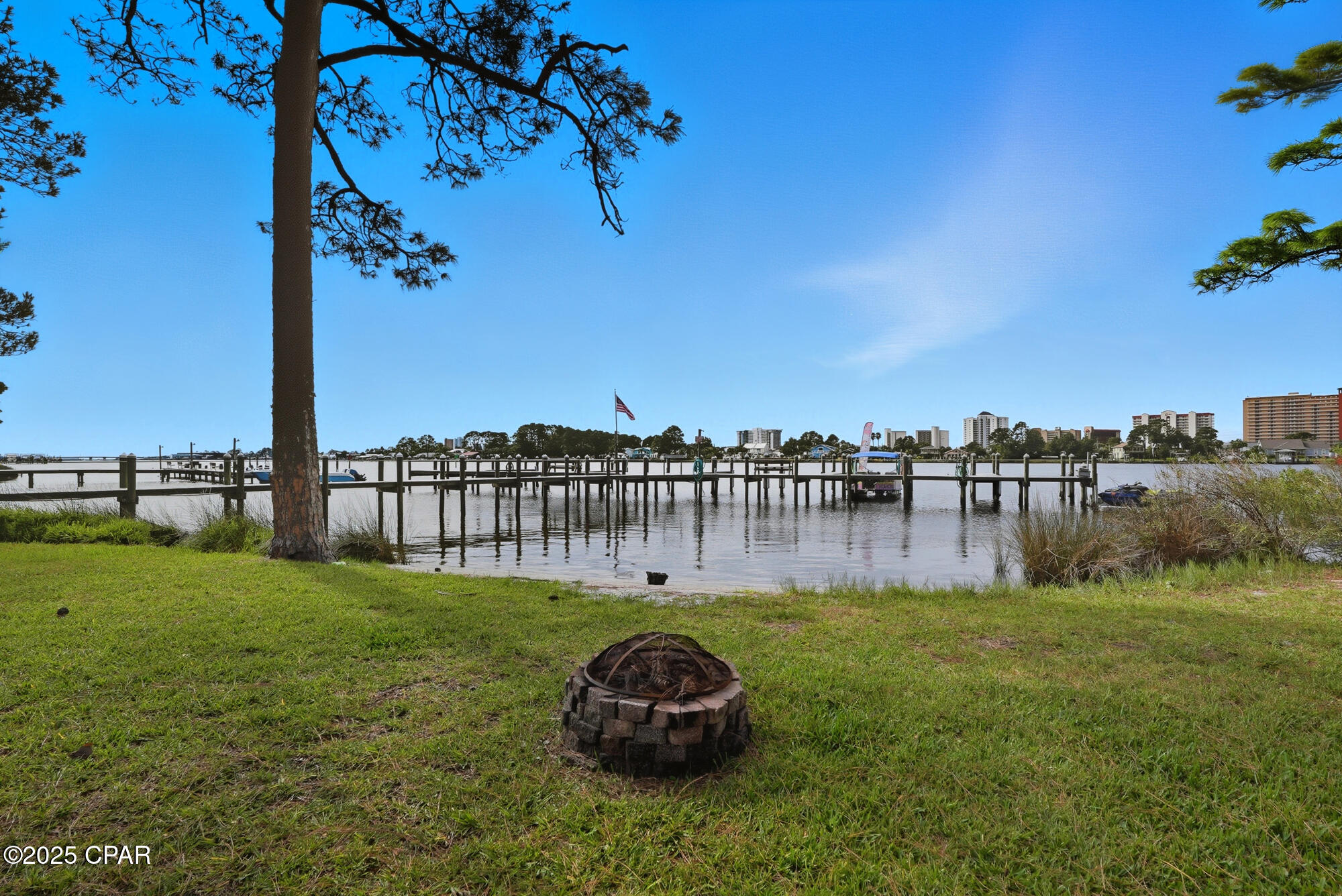 6903 N Lagoon Drive 51