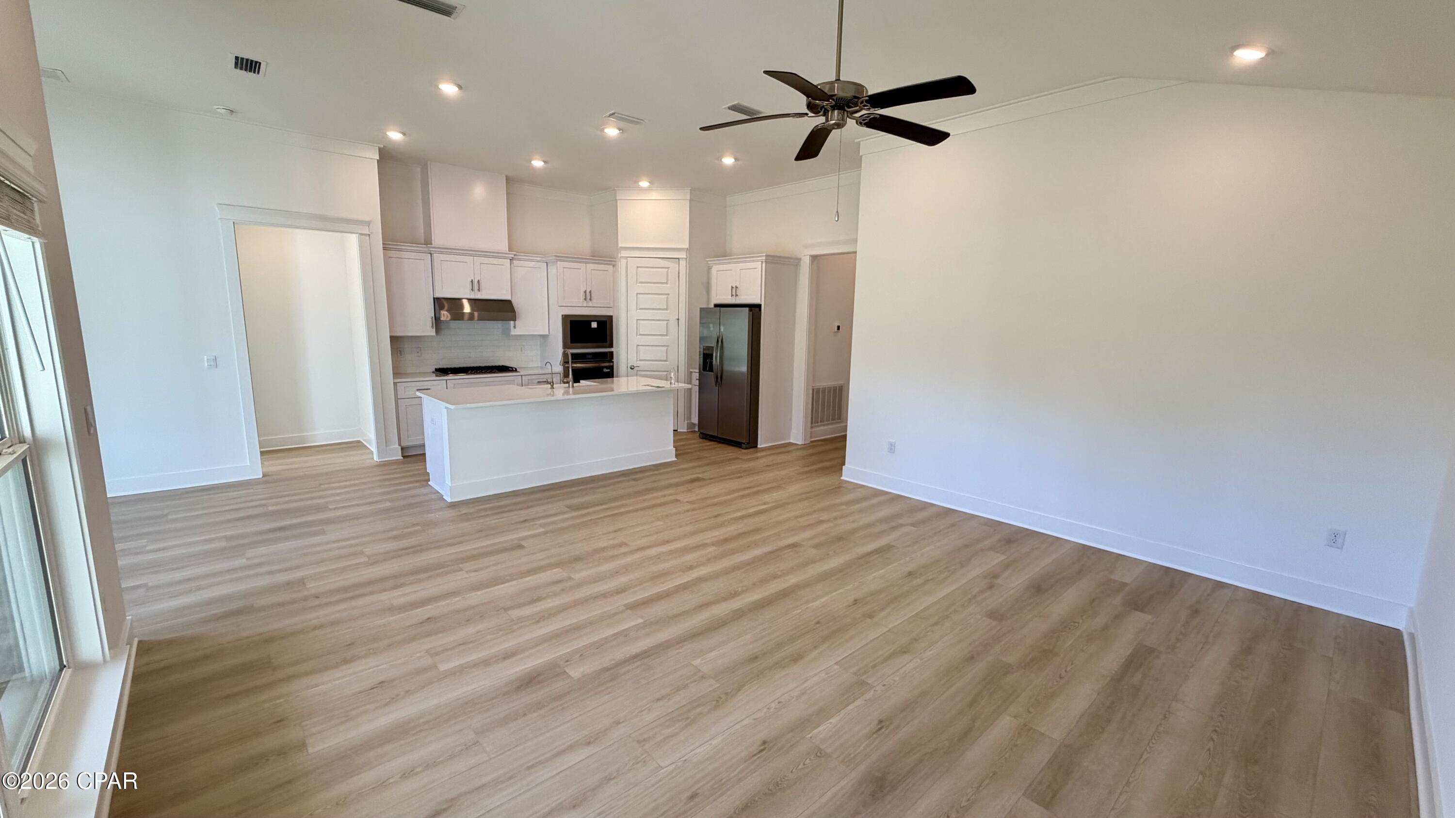 938 Crystal Bayou Boulevard