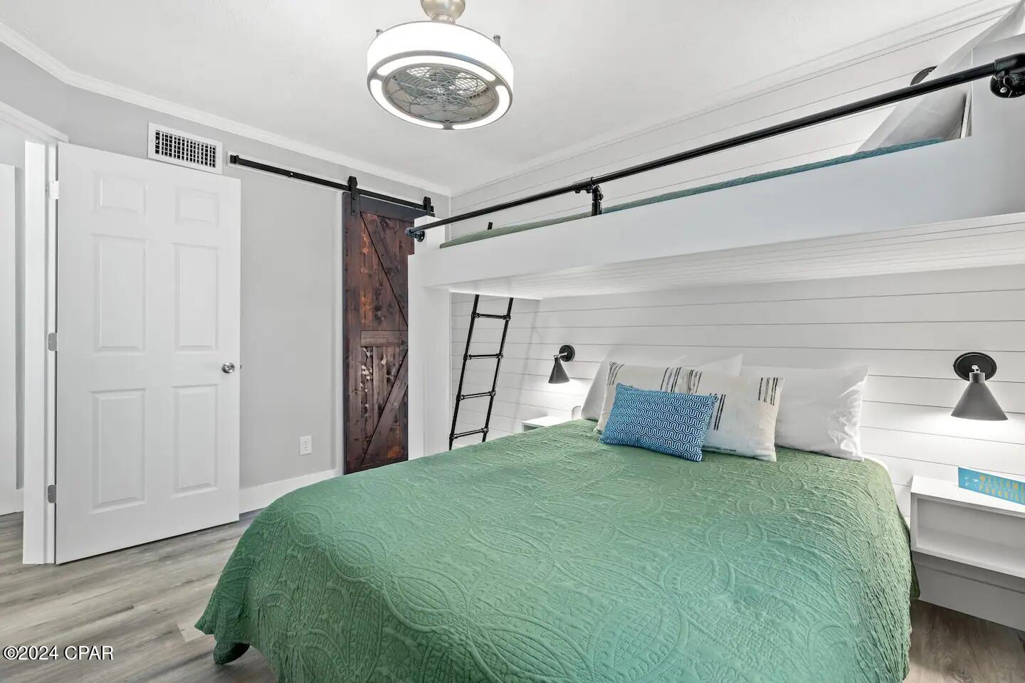 7904 Surf Drive 19