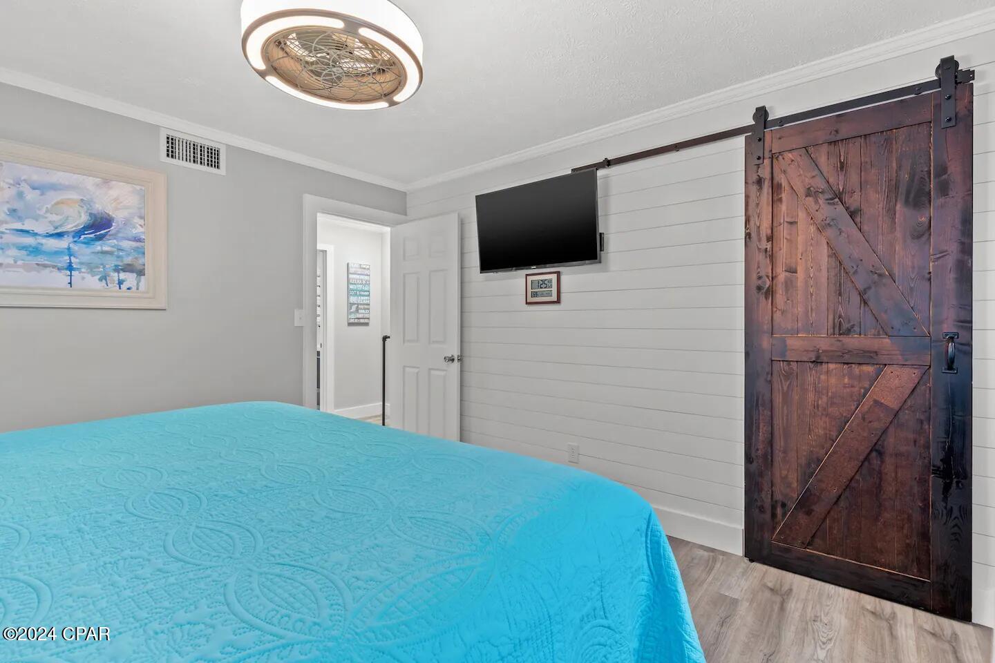 7904 Surf Drive 19