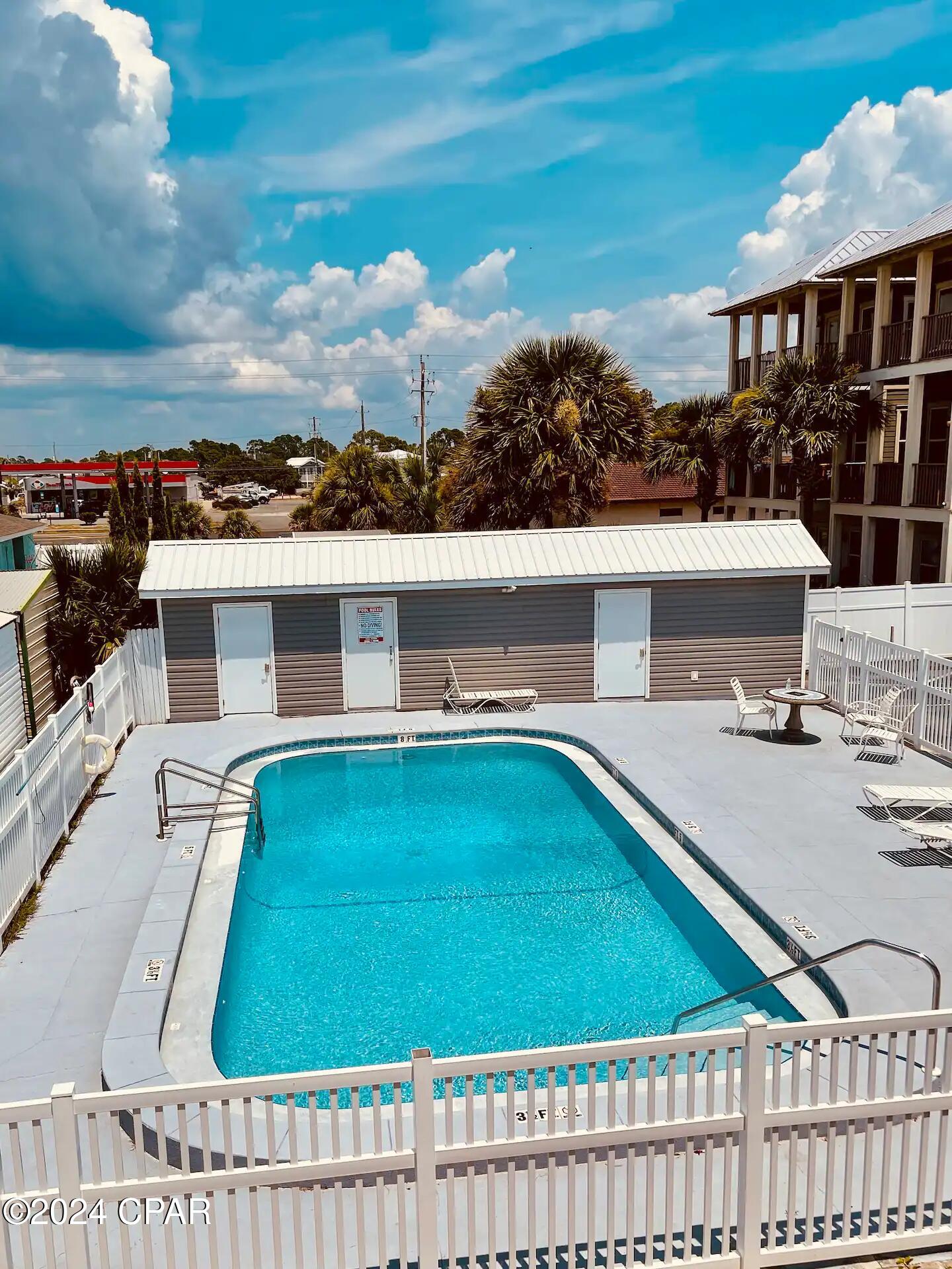 7904 Surf Drive 19