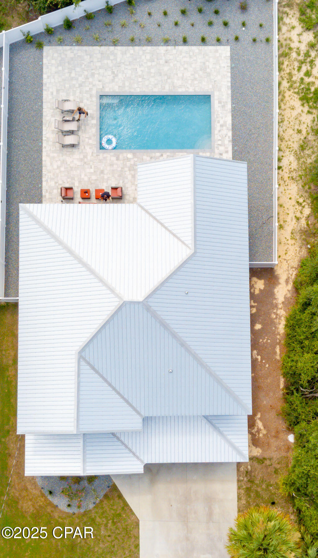 612 W Gulf Boulevard