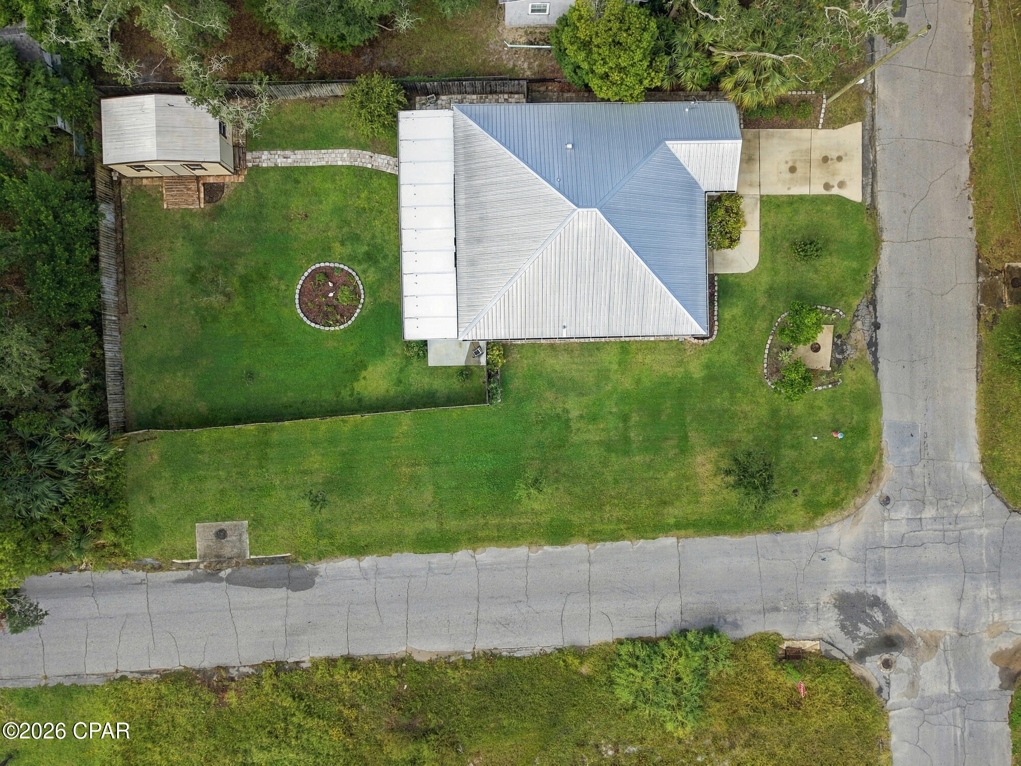 1701 Hickory Avenue