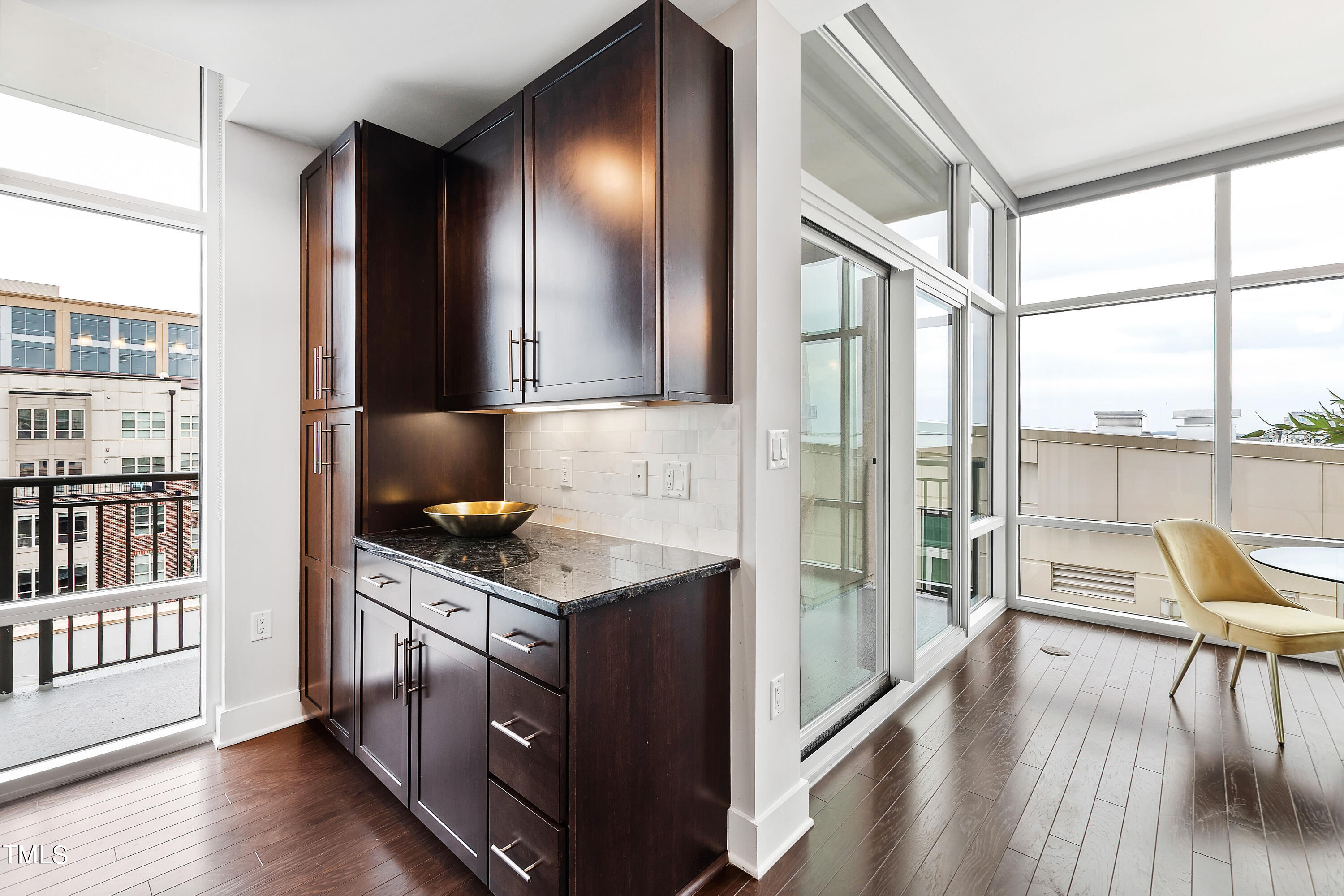 140 W Franklin Street # 613